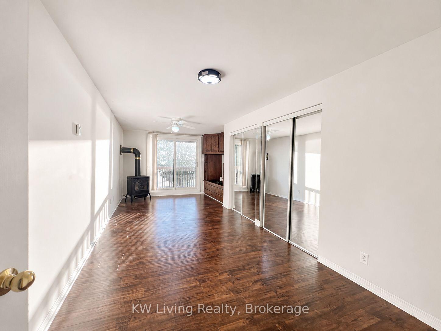 Photo 29 of 127 Lake Drive N, Georgina, Historic Lakeshore Communities — HOMEH