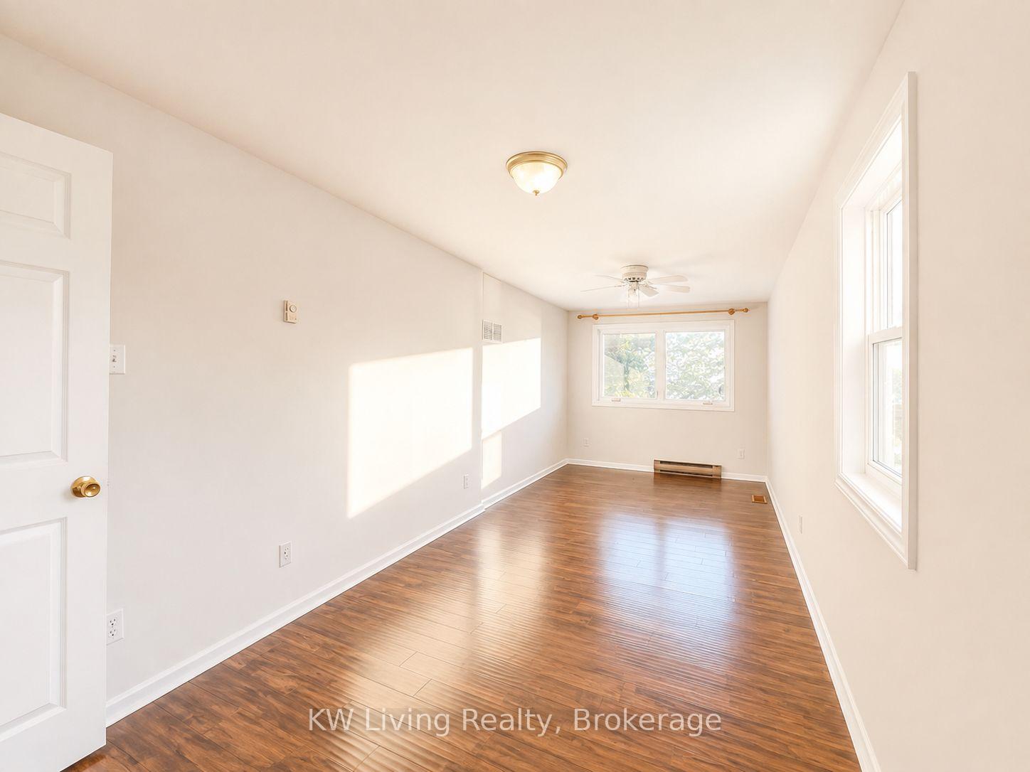 Photo 31 of 127 Lake Drive N, Georgina, Historic Lakeshore Communities — HOMEH