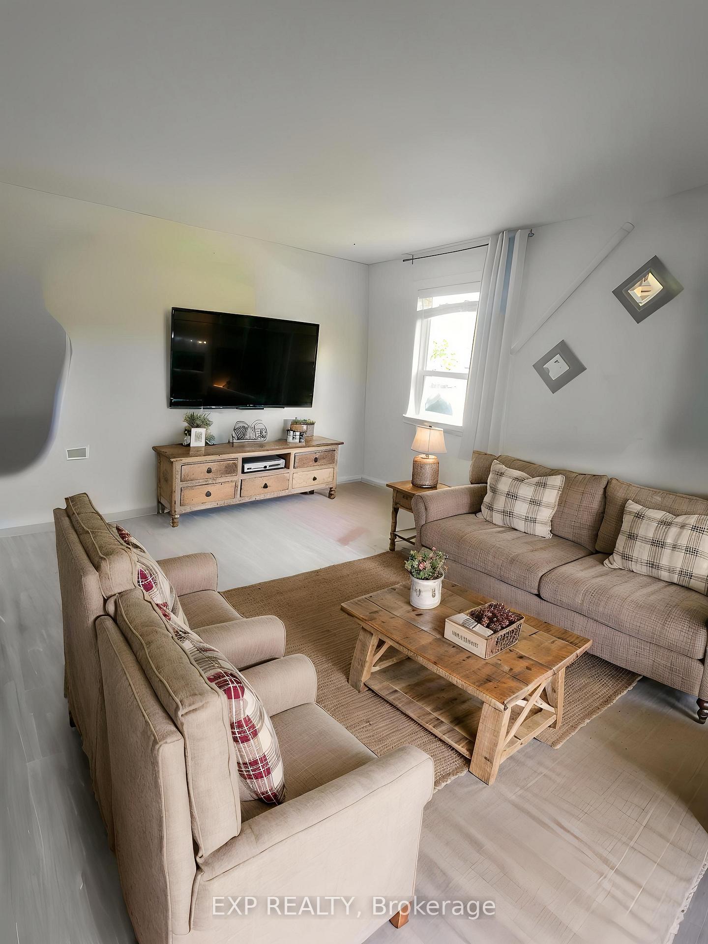 Photo 1 of 461 Red River Drive, Waterloo, Maple Hills — HOMEH