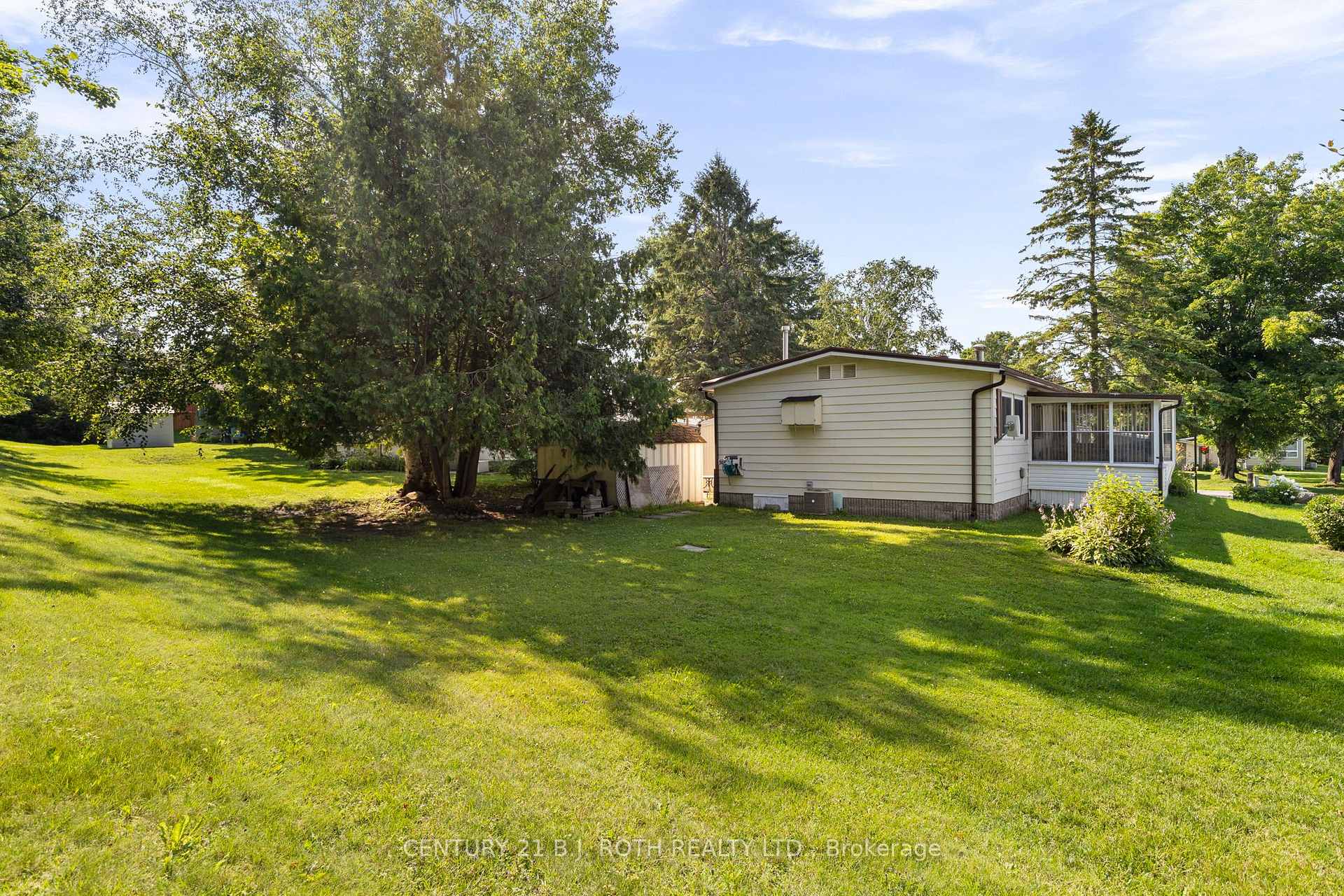 Photo 16 of 20 Cameron Drive, Oro-Medonte, Rural Oro-Medonte — HOMEH