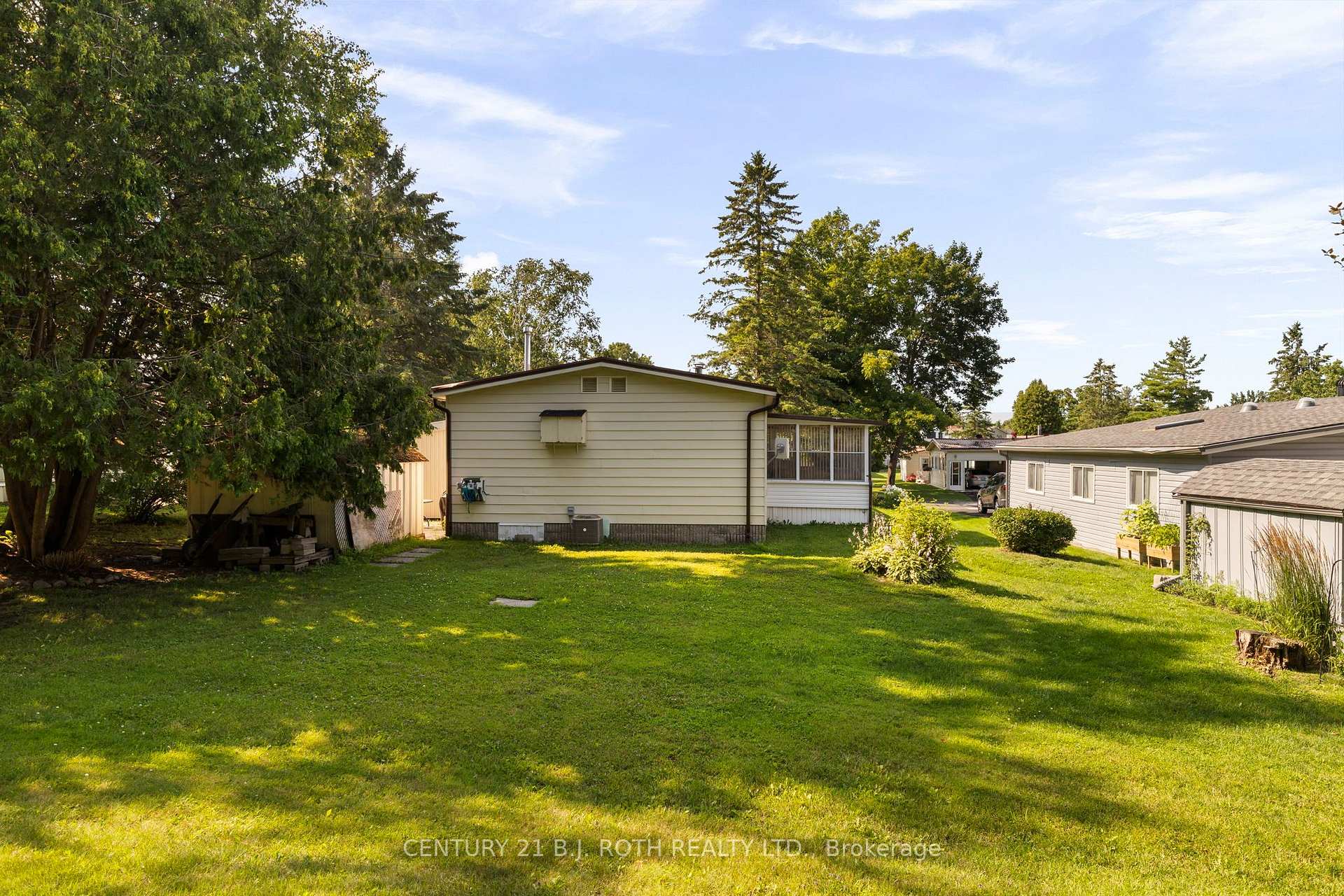 Photo 17 of 20 Cameron Drive, Oro-Medonte, Rural Oro-Medonte — HOMEH