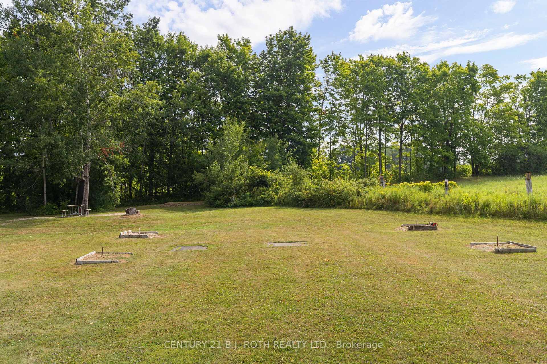 Photo 30 of 20 Cameron Drive, Oro-Medonte, Rural Oro-Medonte — HOMEH