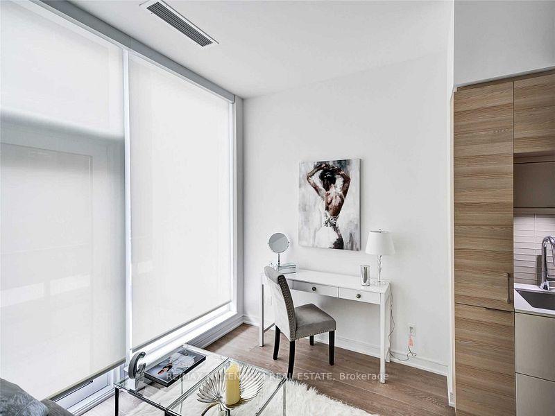 Photo 3 of Unit 604, 88 Scott Street, Toronto, Church-Yonge Corridor — HOMEH