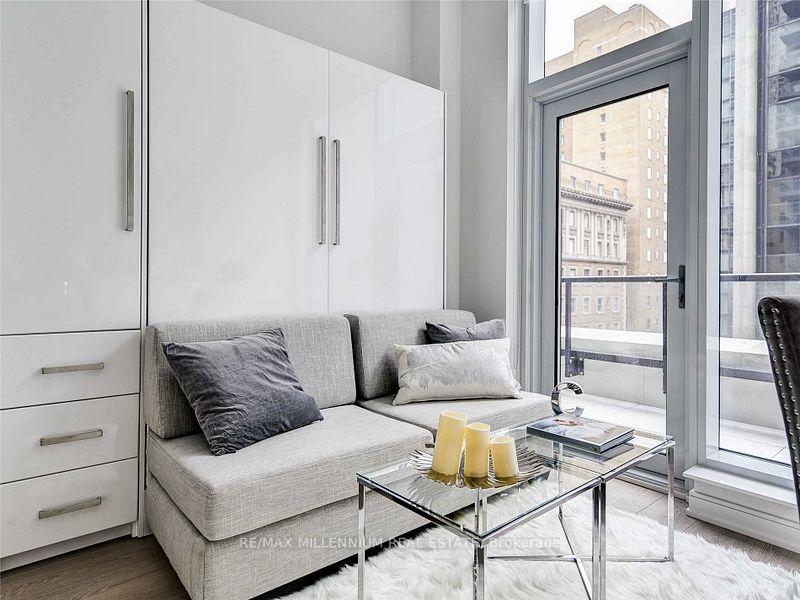 Photo 9 of Unit 604, 88 Scott Street, Toronto, Church-Yonge Corridor — HOMEH
