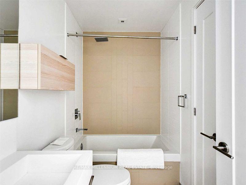 Photo 18 of Unit 604, 88 Scott Street, Toronto, Church-Yonge Corridor — HOMEH