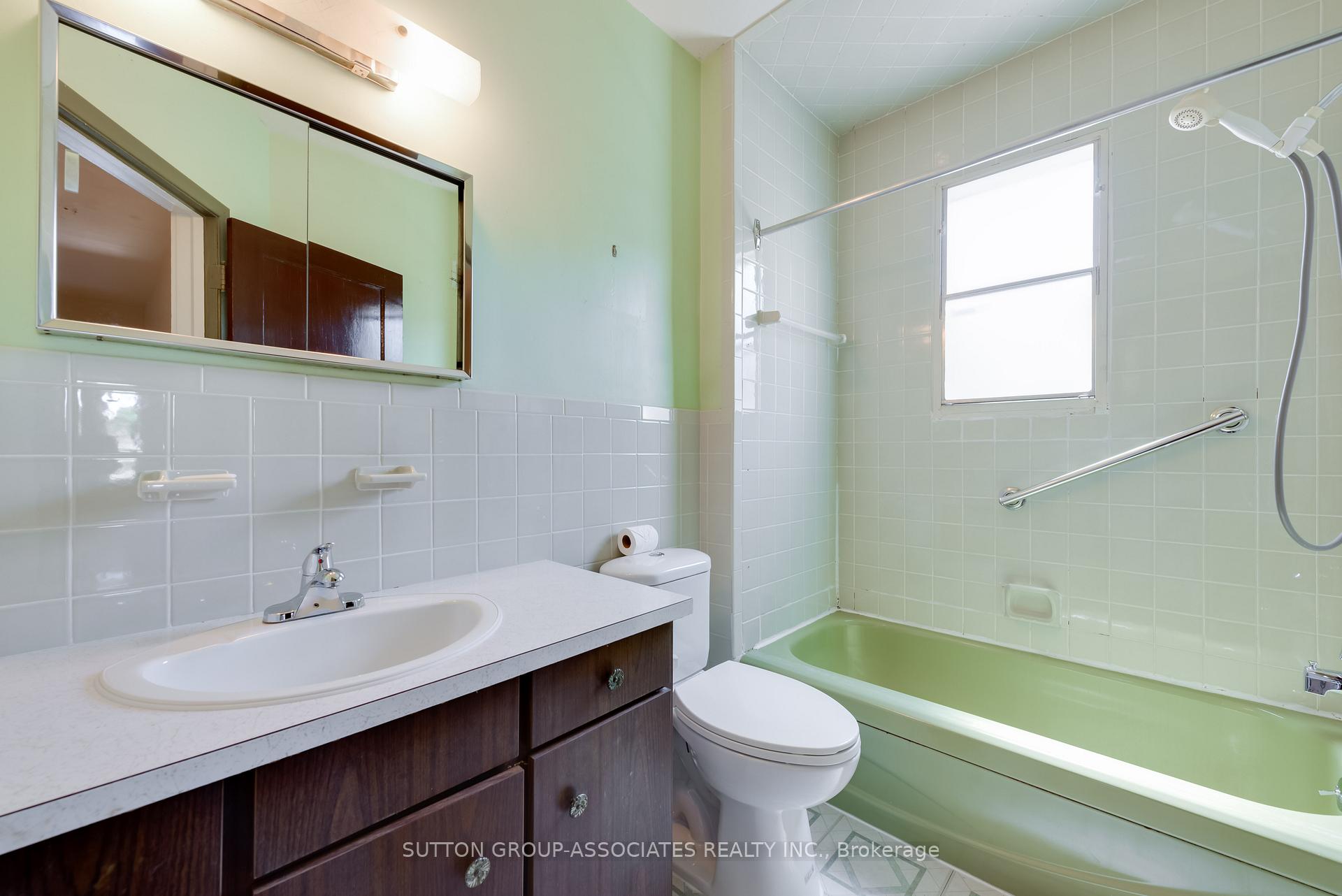 Photo 17 of 155 Earlsdale Avenue, Toronto, Oakwood Village — HOMEH