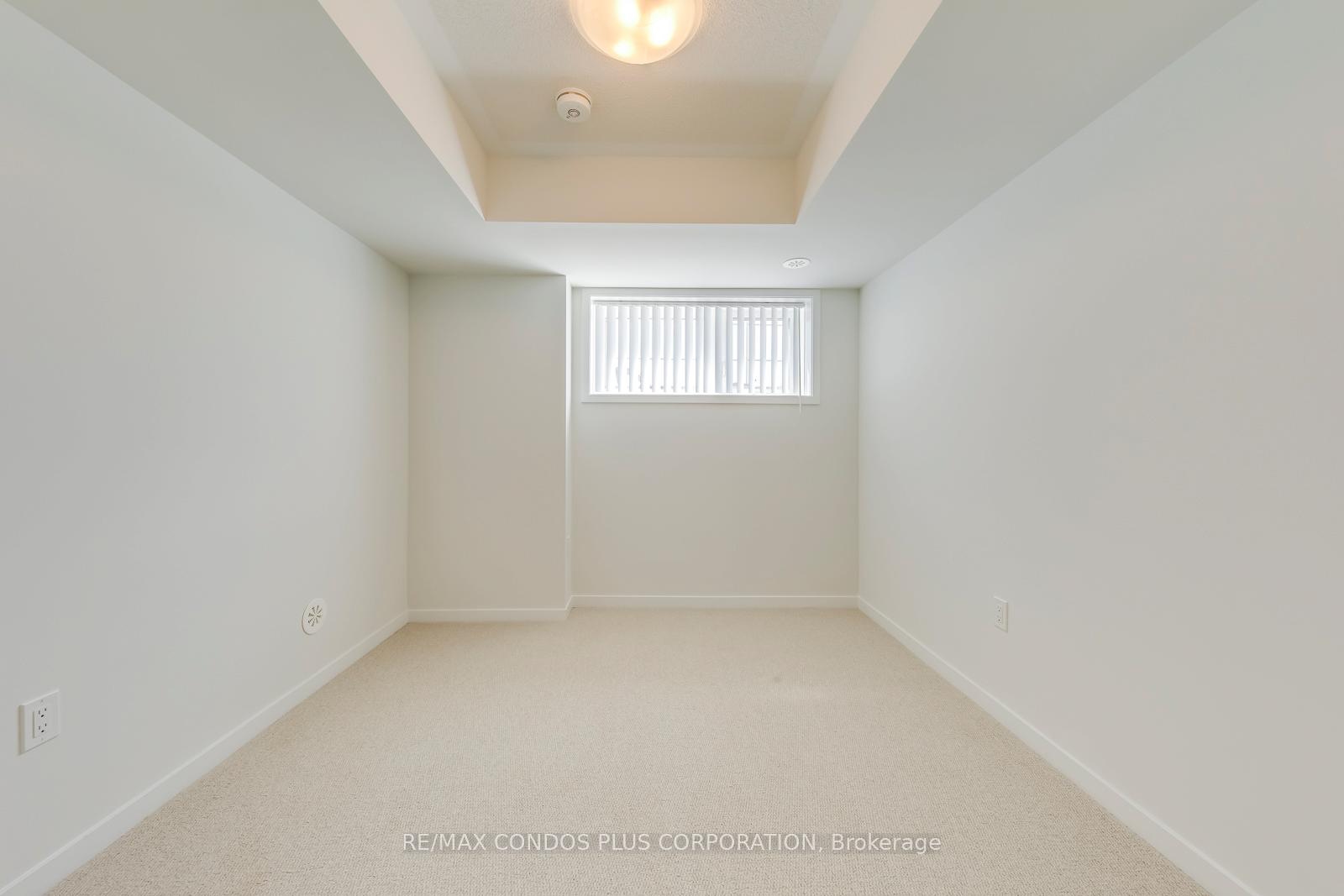 Photo 12 of Unit 281, 140 Honeycrisp Crescent, Vaughan, Vaughan Corporate Centre — HOMEH