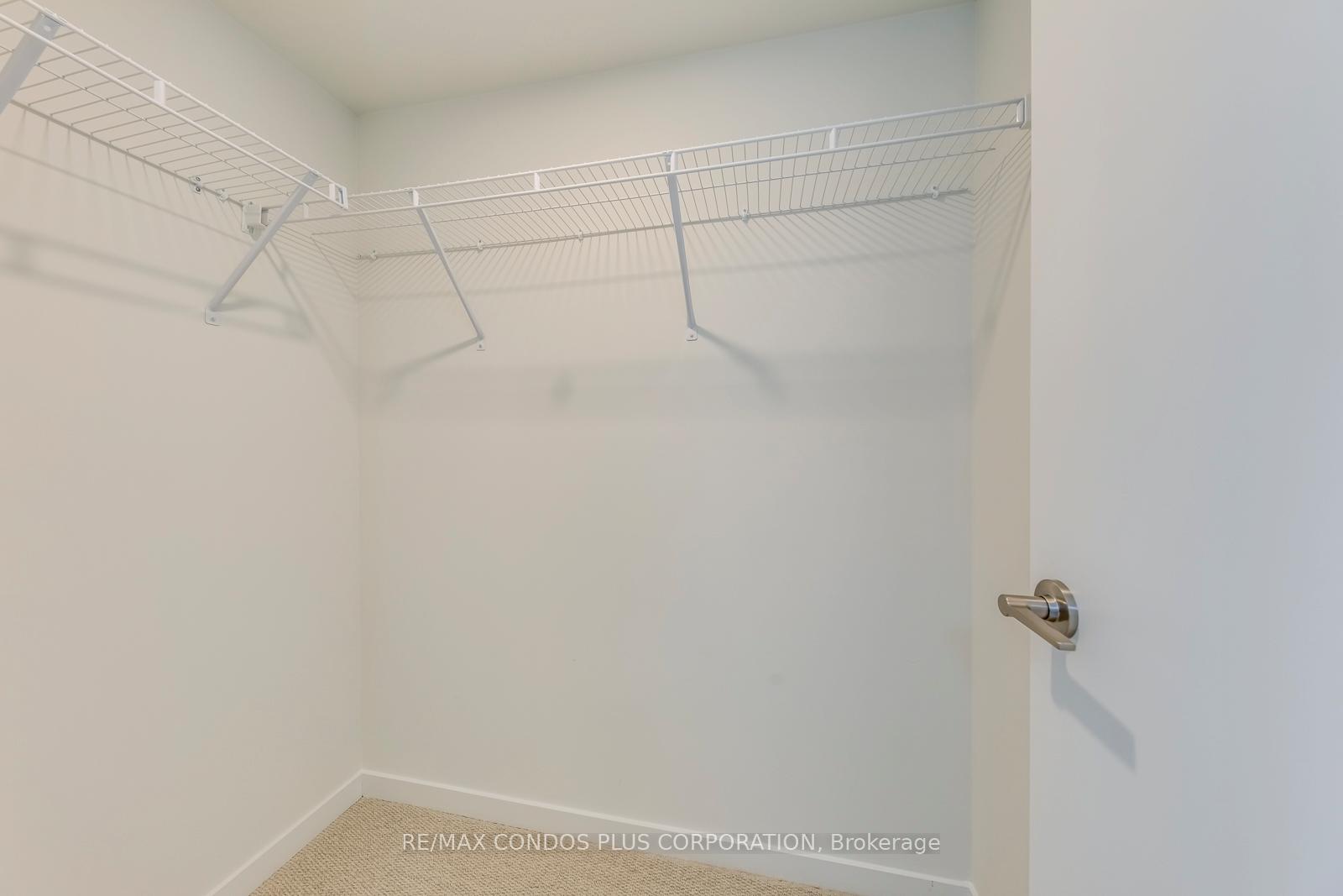 Photo 14 of Unit 281, 140 Honeycrisp Crescent, Vaughan, Vaughan Corporate Centre — HOMEH