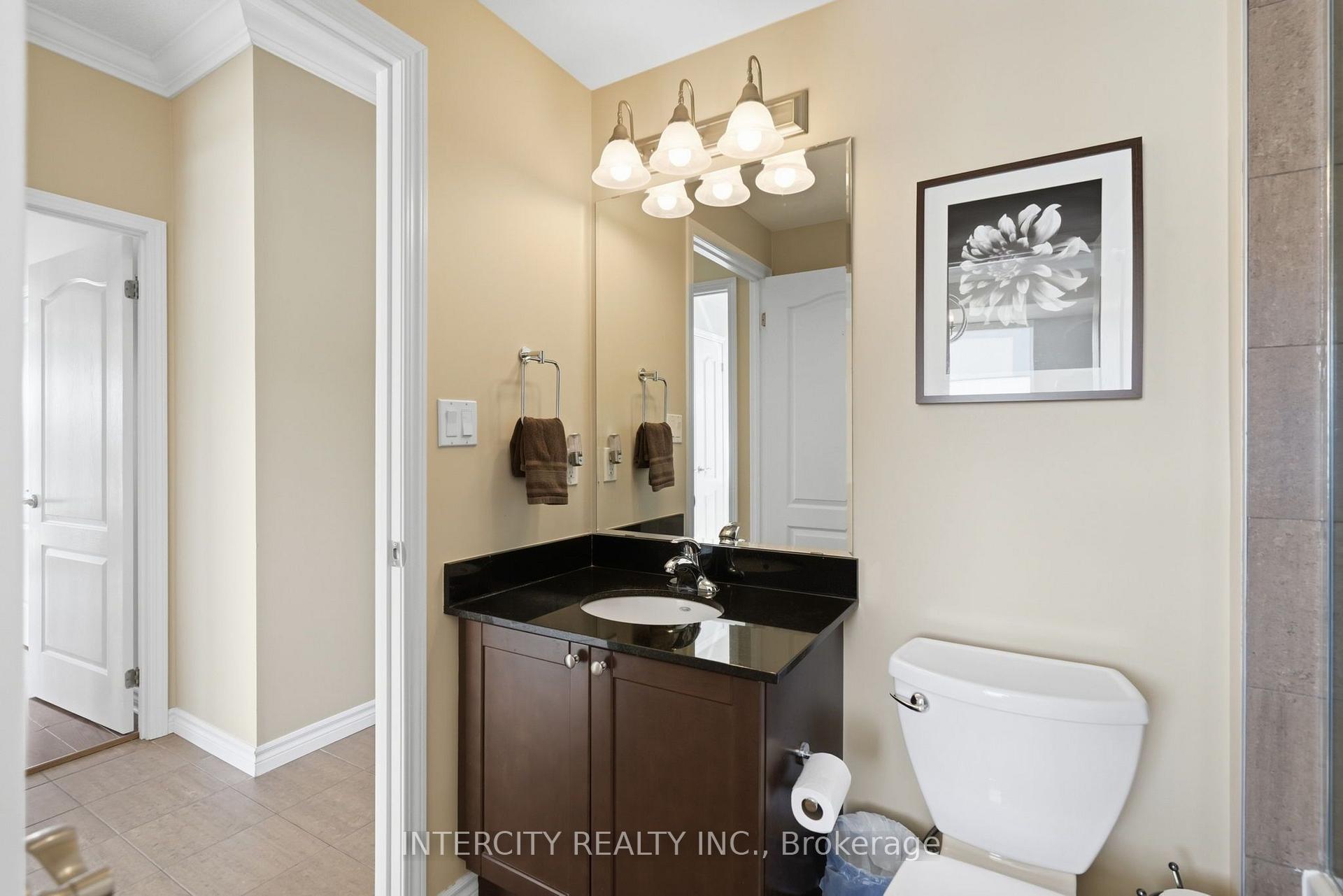 Photo 15 of Unit 901, 699 Aberdeen Boulevard, Midland — HOMEH