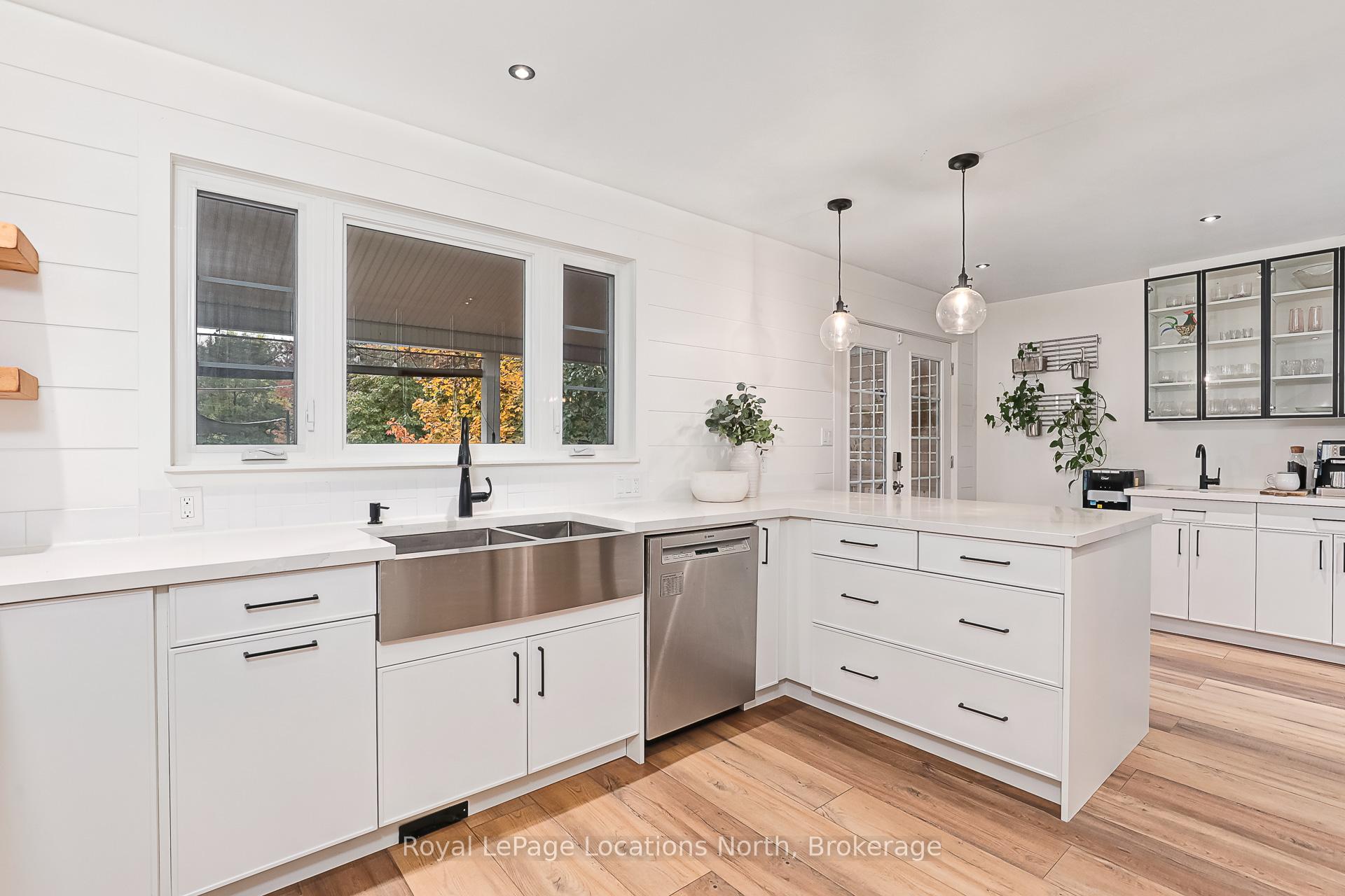 Photo 14 of 19 Melville Street, Clearview, Nottawa — HOMEH