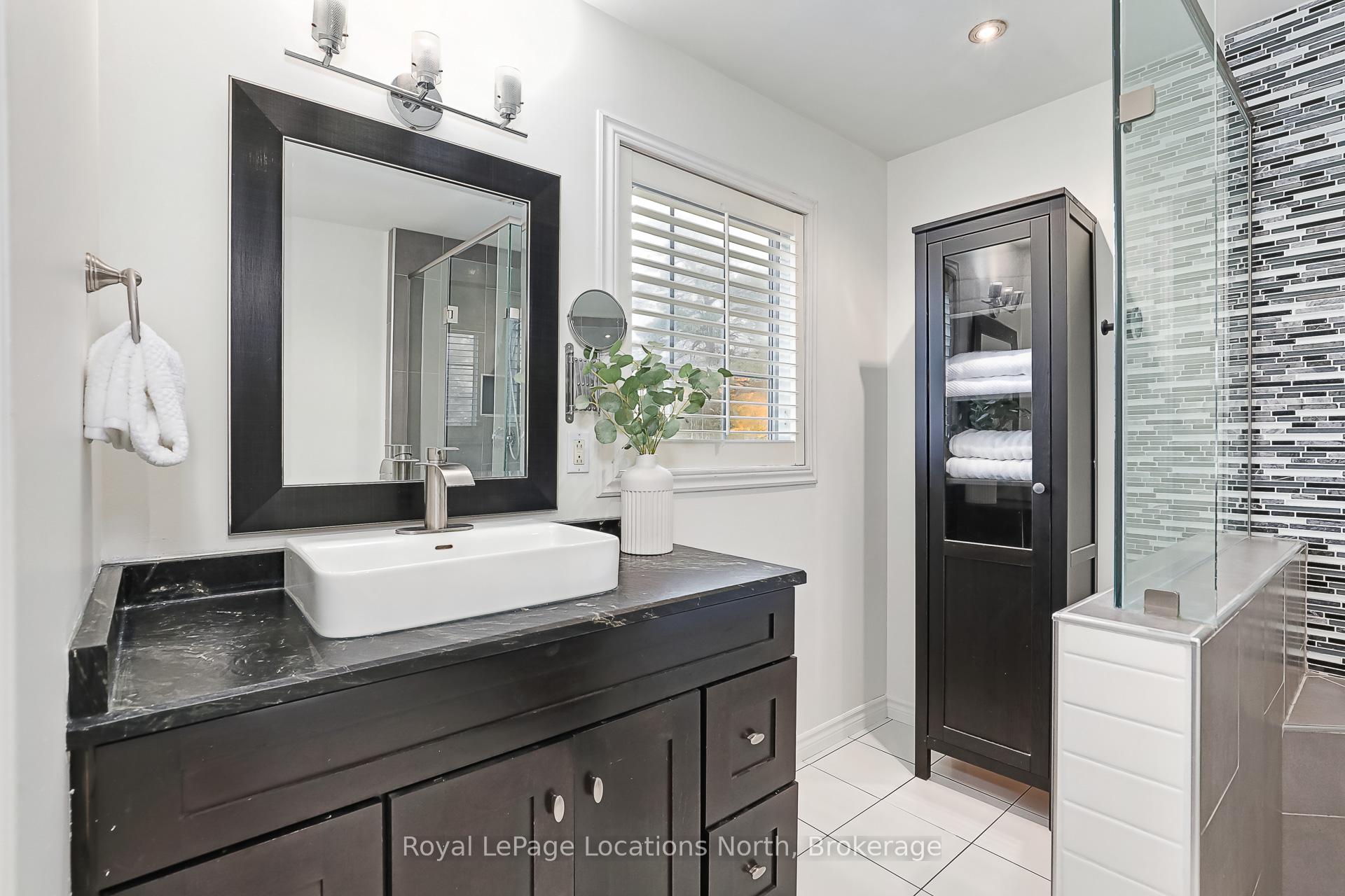 Photo 23 of 19 Melville Street, Clearview, Nottawa — HOMEH