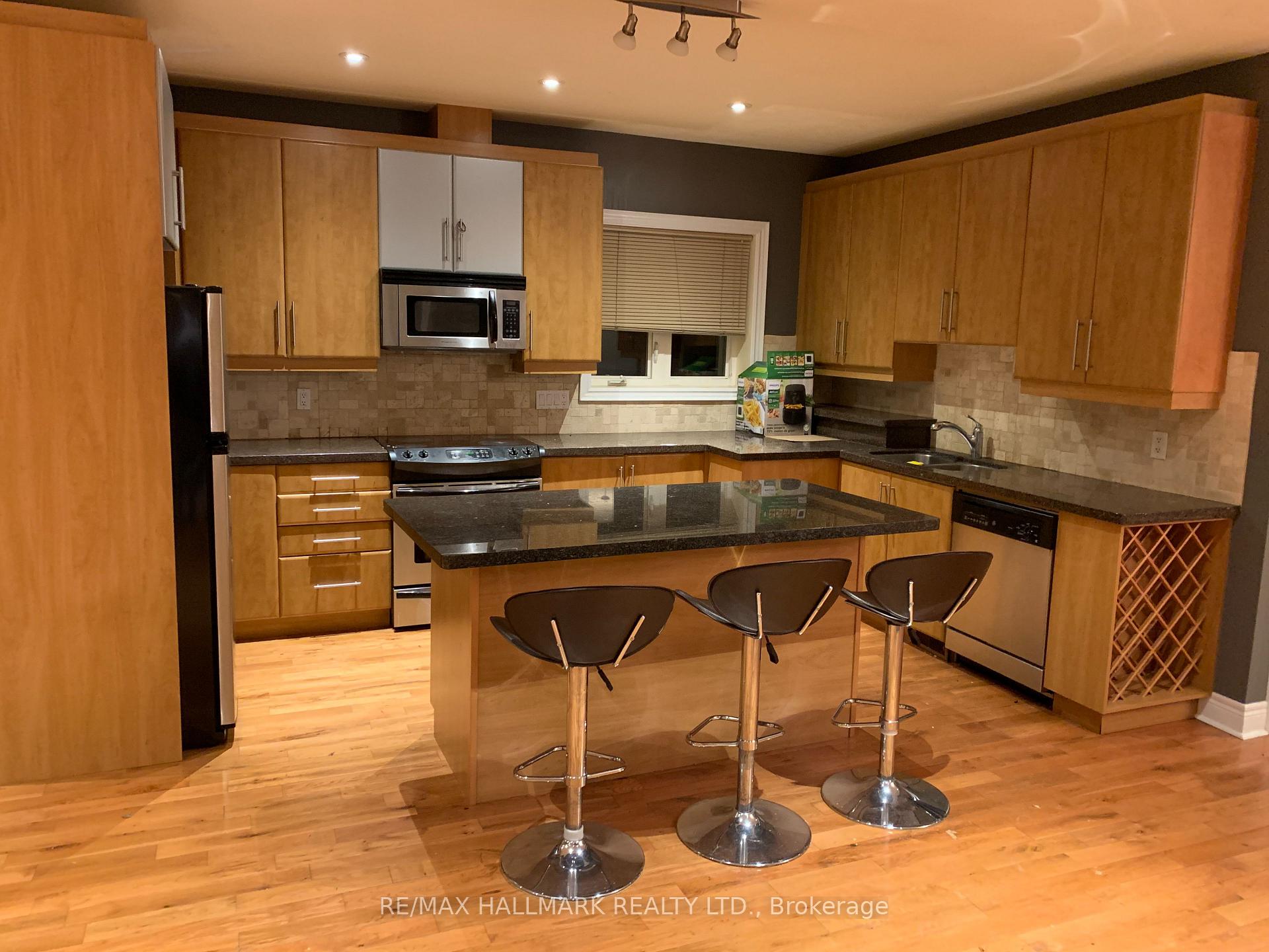 Photo 19 of 6 Griggsden Avenue, Etobicoke, Humber Heights — HOMEH