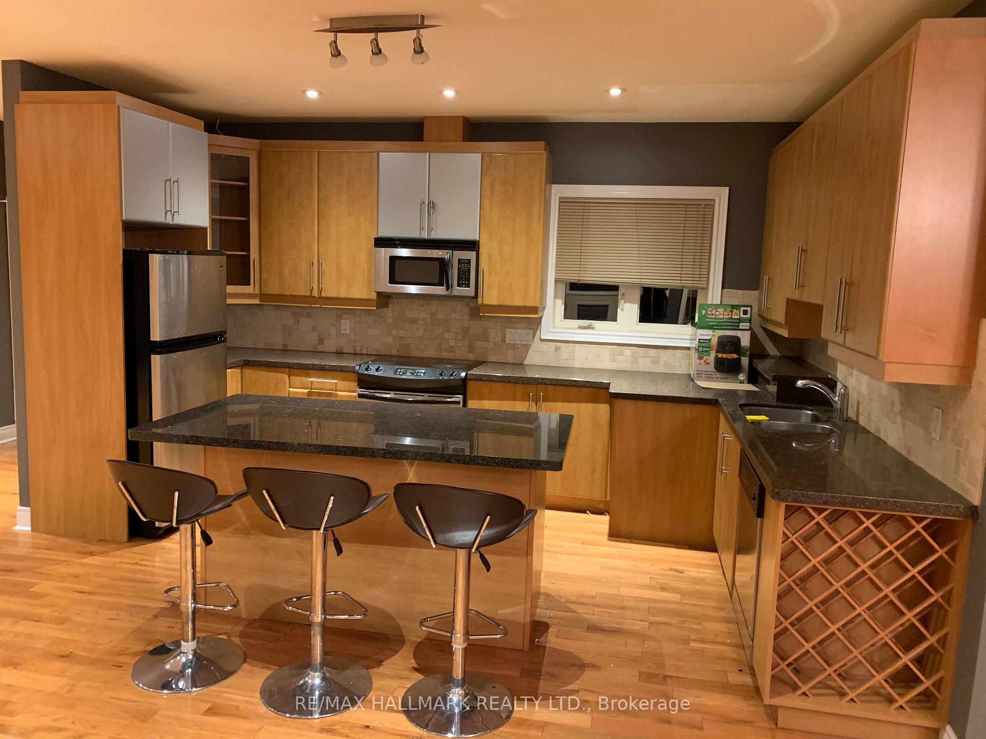 Photo 20 of 6 Griggsden Avenue, Etobicoke, Humber Heights — HOMEH