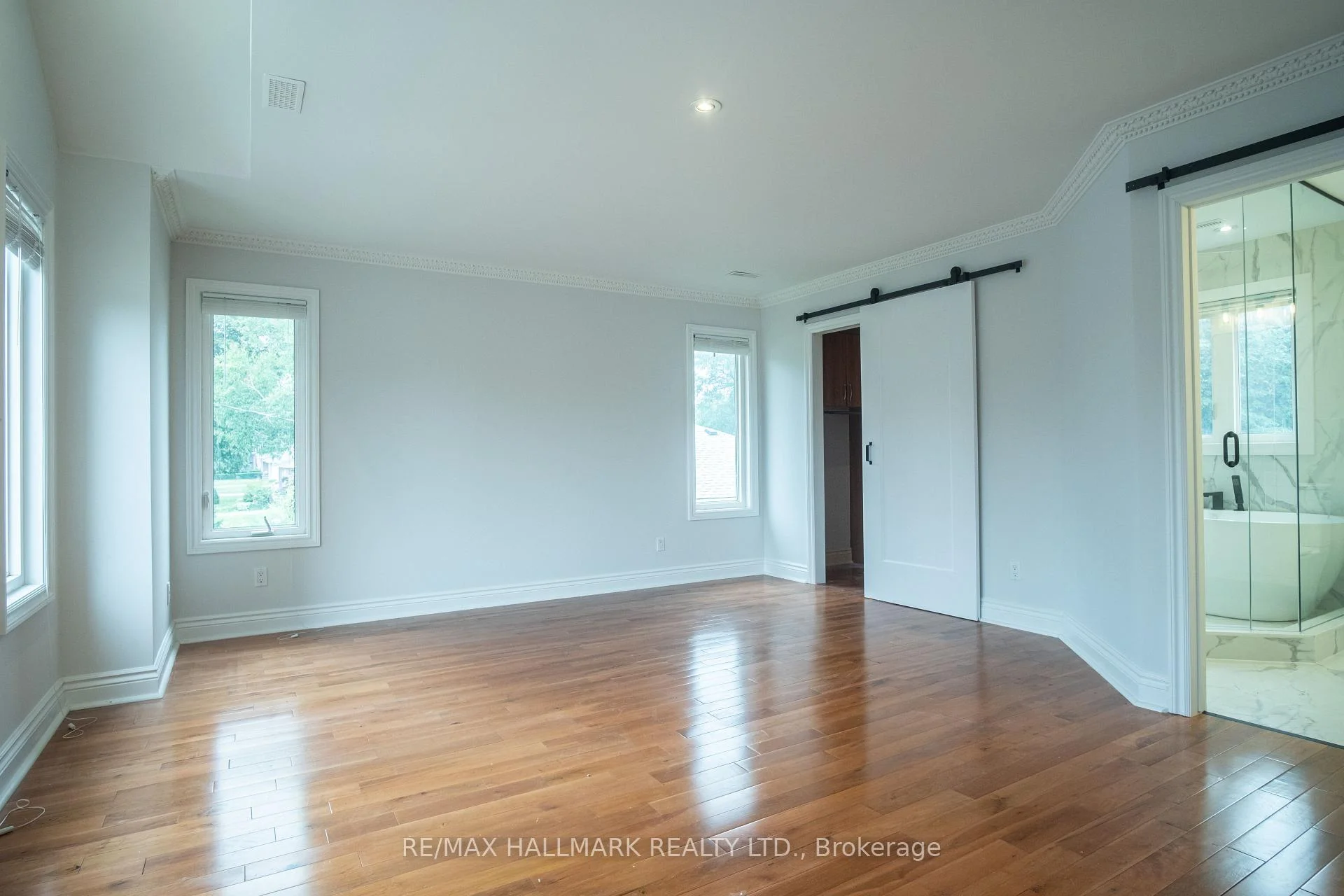Photo 15 of 6 Griggsden Avenue, Etobicoke, Humber Heights — HOMEH