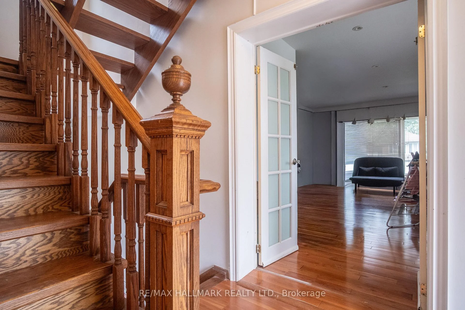 Photo 18 of 6 Griggsden Avenue, Etobicoke, Humber Heights — HOMEH