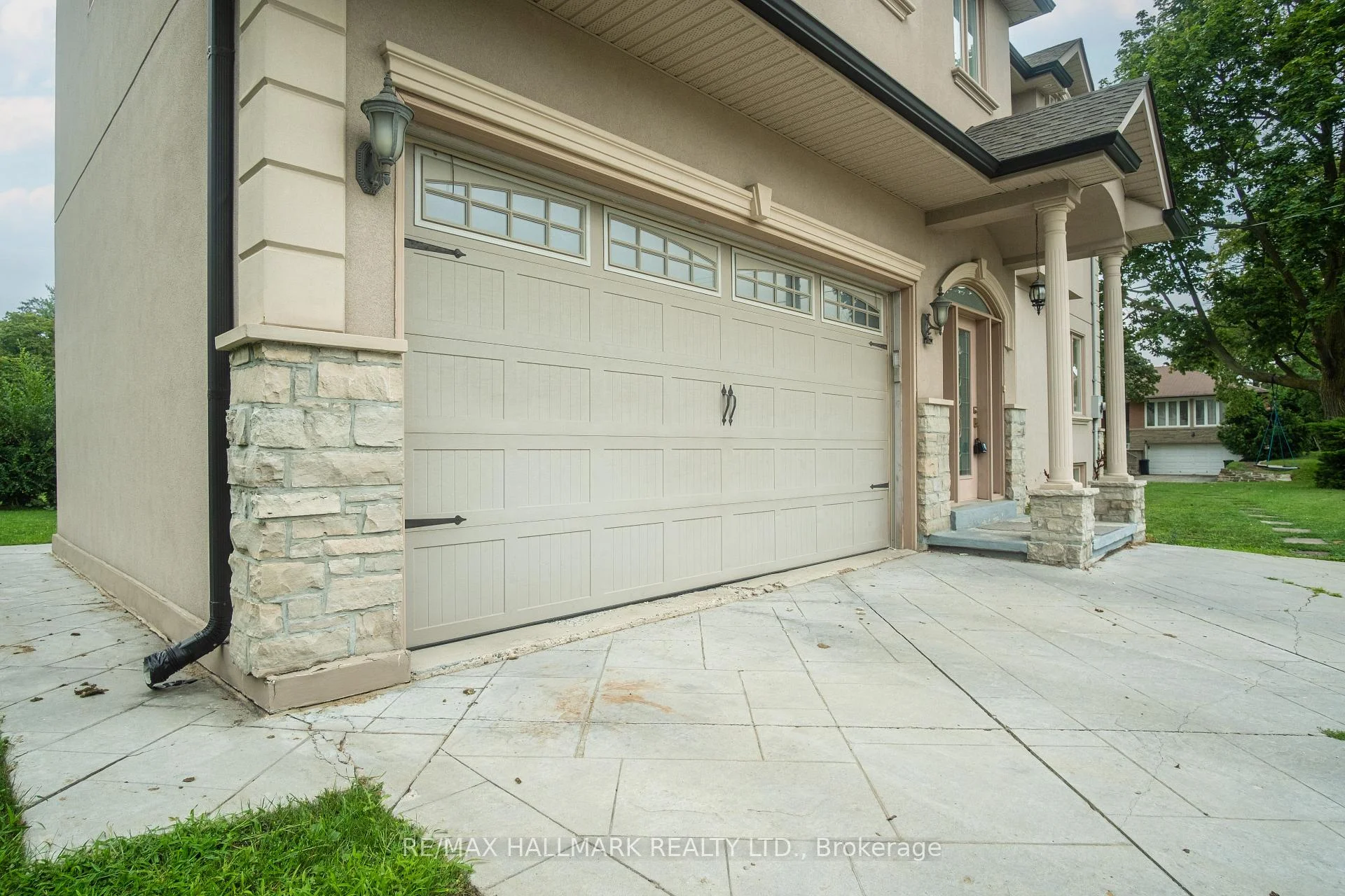 Photo 33 of 6 Griggsden Avenue, Etobicoke, Humber Heights — HOMEH