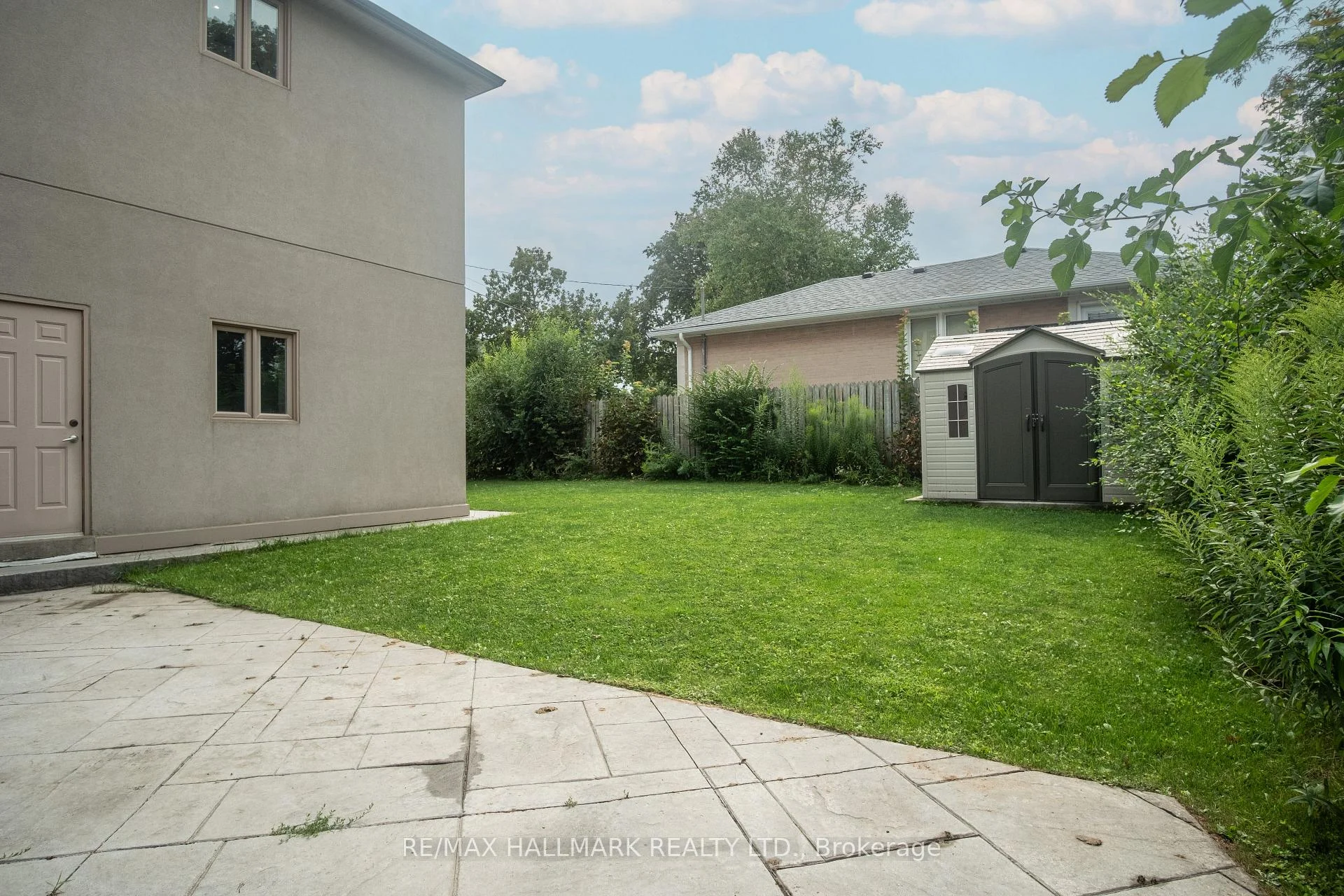 Photo 35 of 6 Griggsden Avenue, Etobicoke, Humber Heights — HOMEH