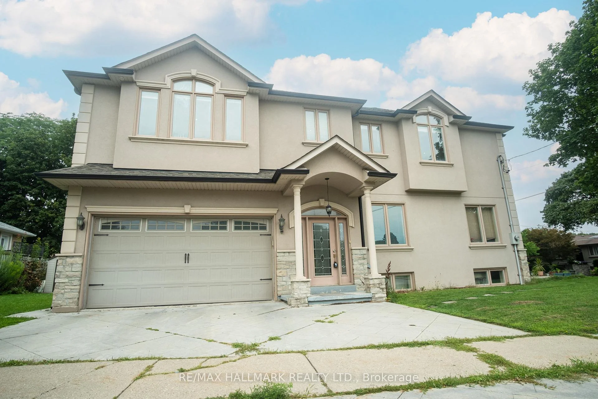 Photo 37 of 6 Griggsden Avenue, Etobicoke, Humber Heights — HOMEH