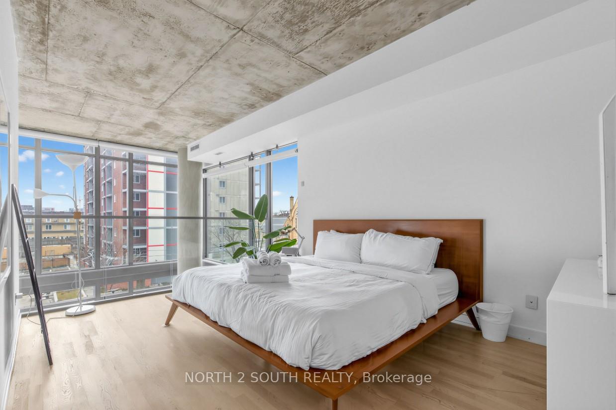 Photo 12 of Unit 225, 95 Bathurst Street, Toronto, Waterfront Communities — HOMEH