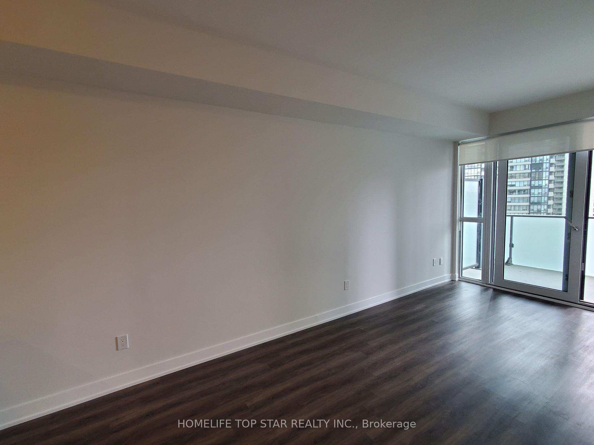 Photo 2 of Unit 620, 430 Square One Drive, Mississauga, City Centre — HOMEH