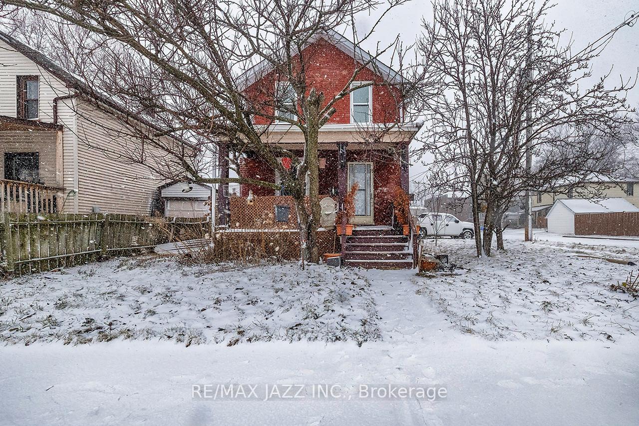 Photo 2 of 548 Front Street, Oshawa, Central — HOMEH