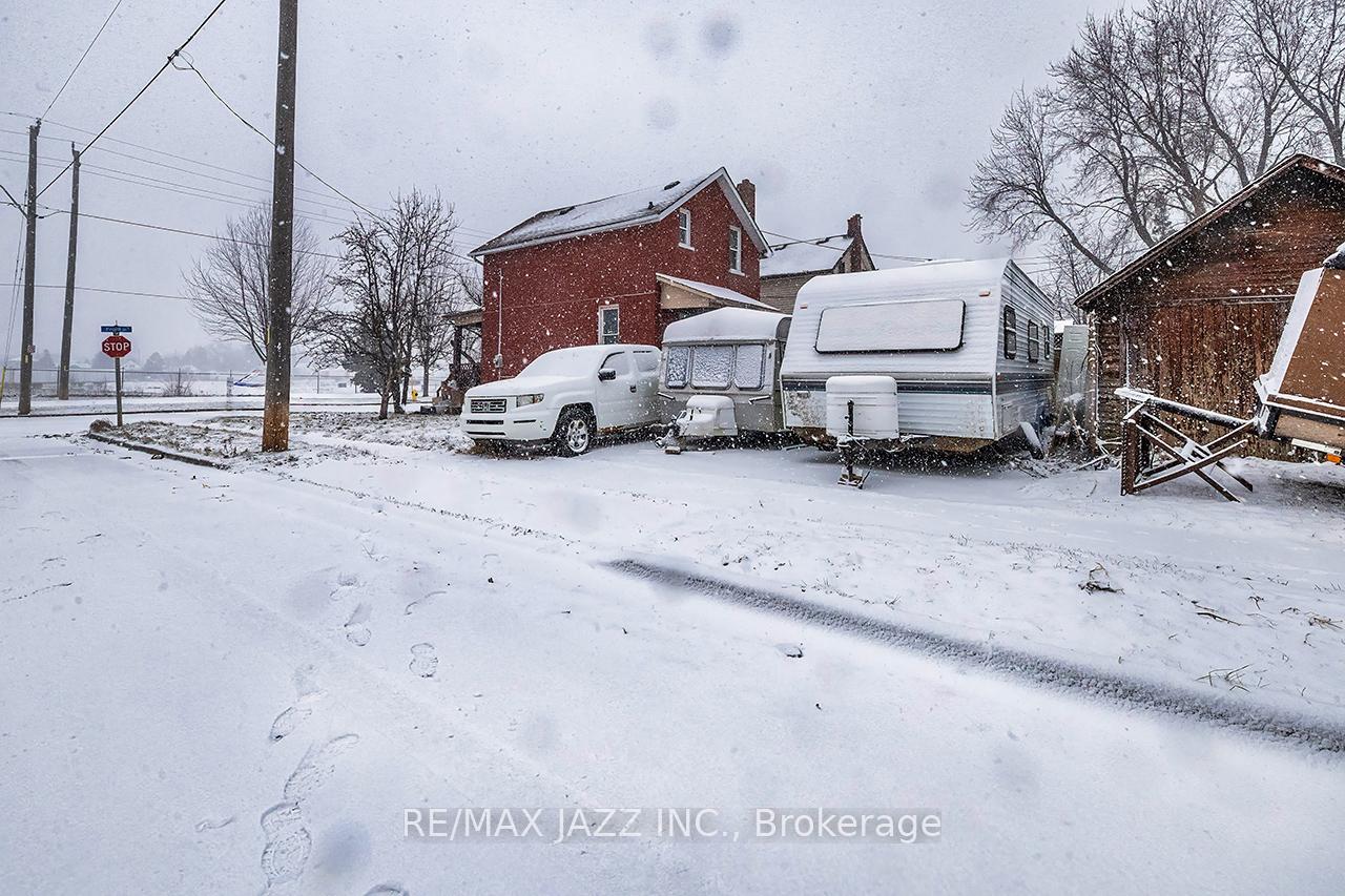 Photo 24 of 548 Front Street, Oshawa, Central — HOMEH