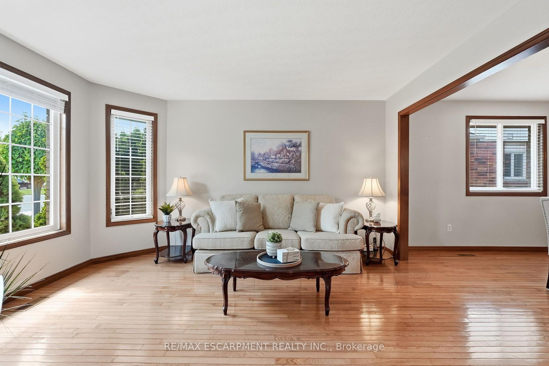 Photo 6 of 210 Bastille Street, Hamilton, Barnstown — HOMEH