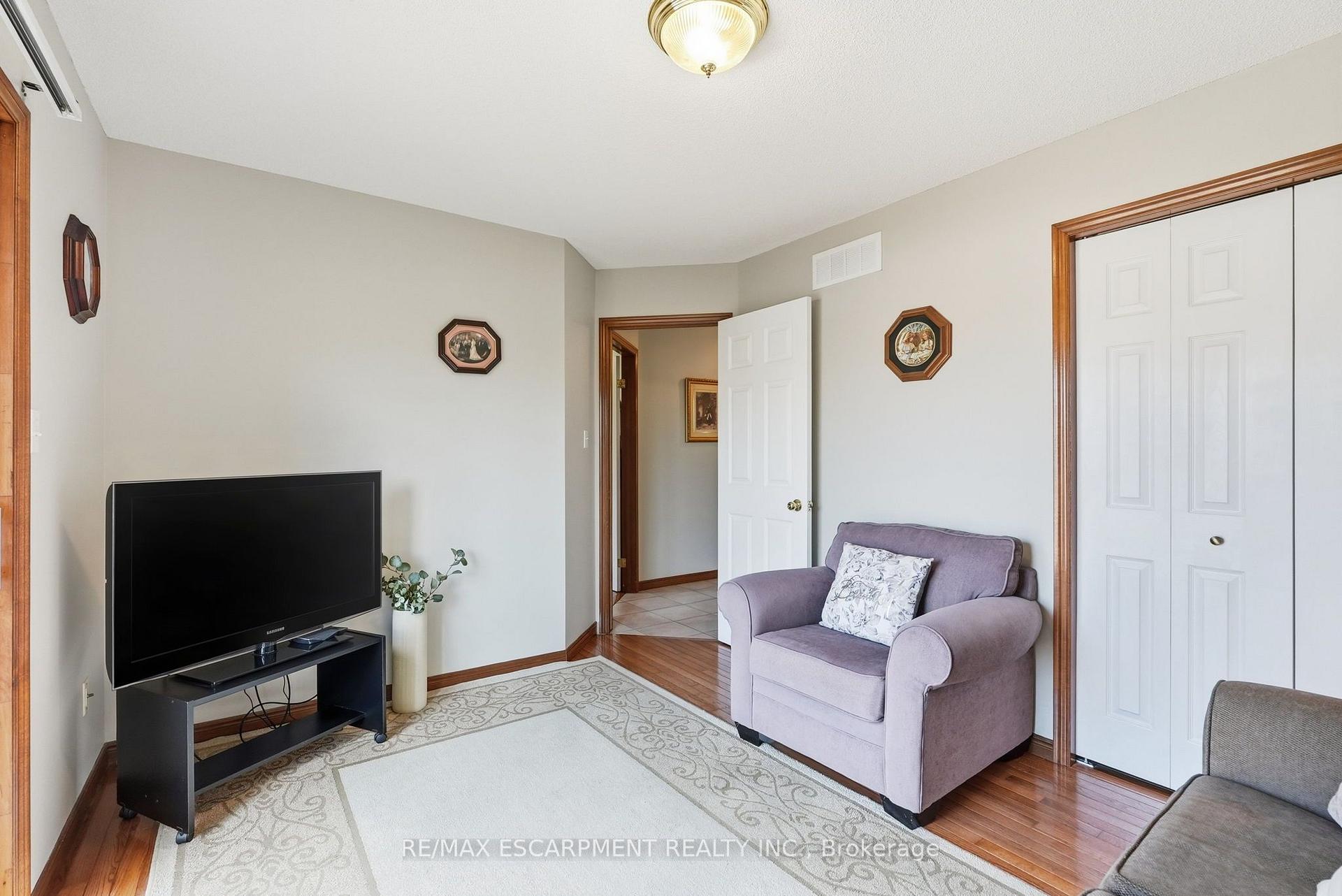 Photo 22 of 210 Bastille Street, Hamilton, Barnstown — HOMEH