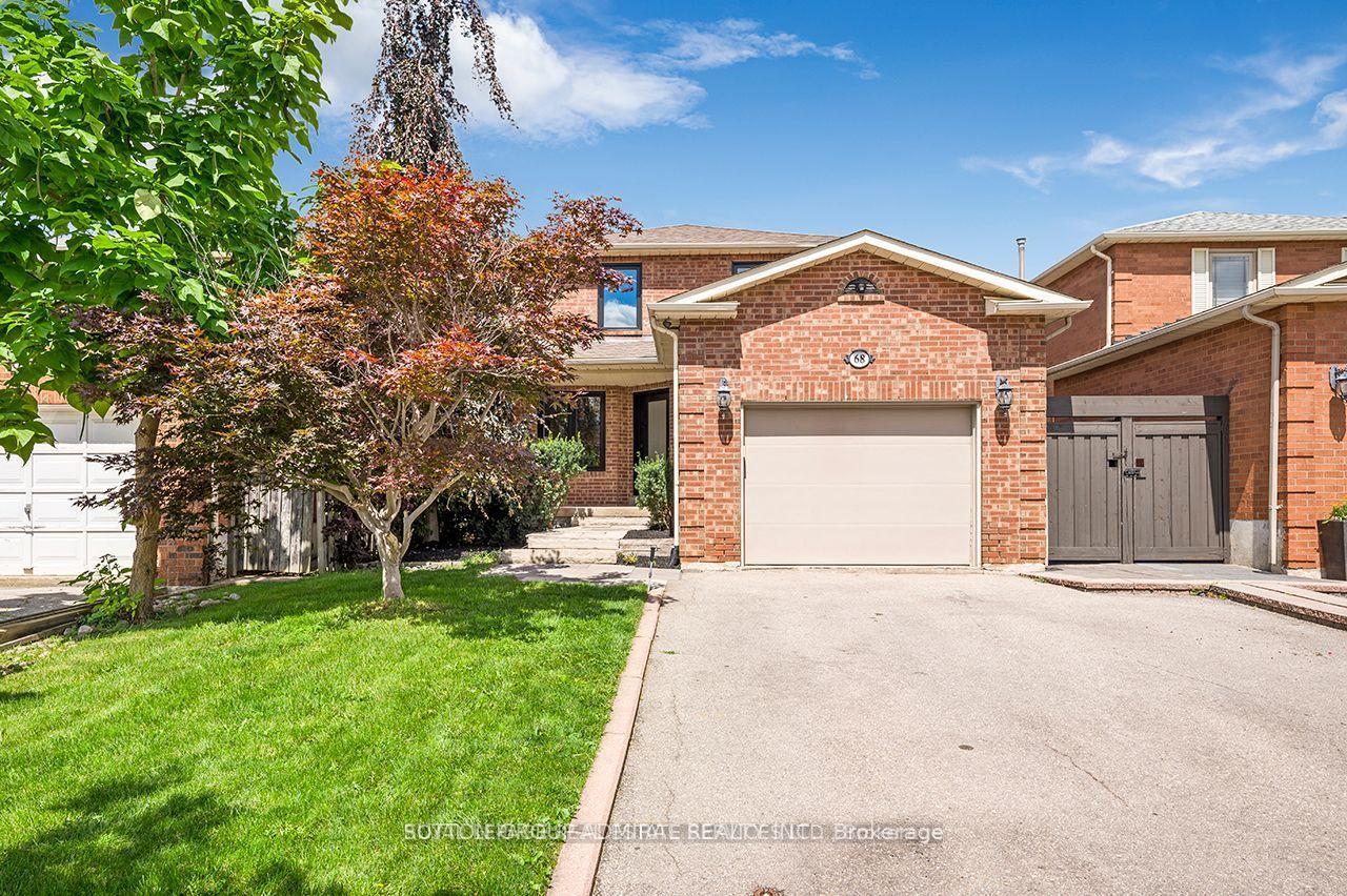 Photo 5 of 68 Patna Crescent, Vaughan, Maple — HOMEH