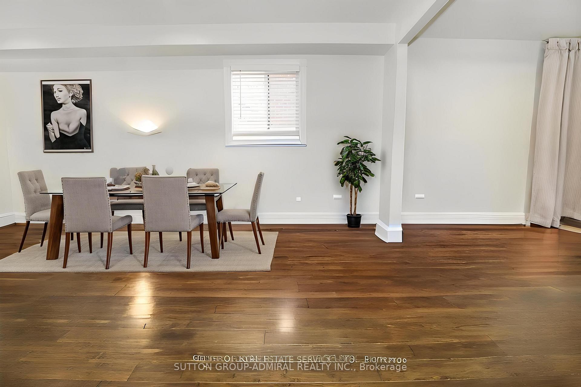 Photo 8 of 68 Patna Crescent, Vaughan, Maple — HOMEH