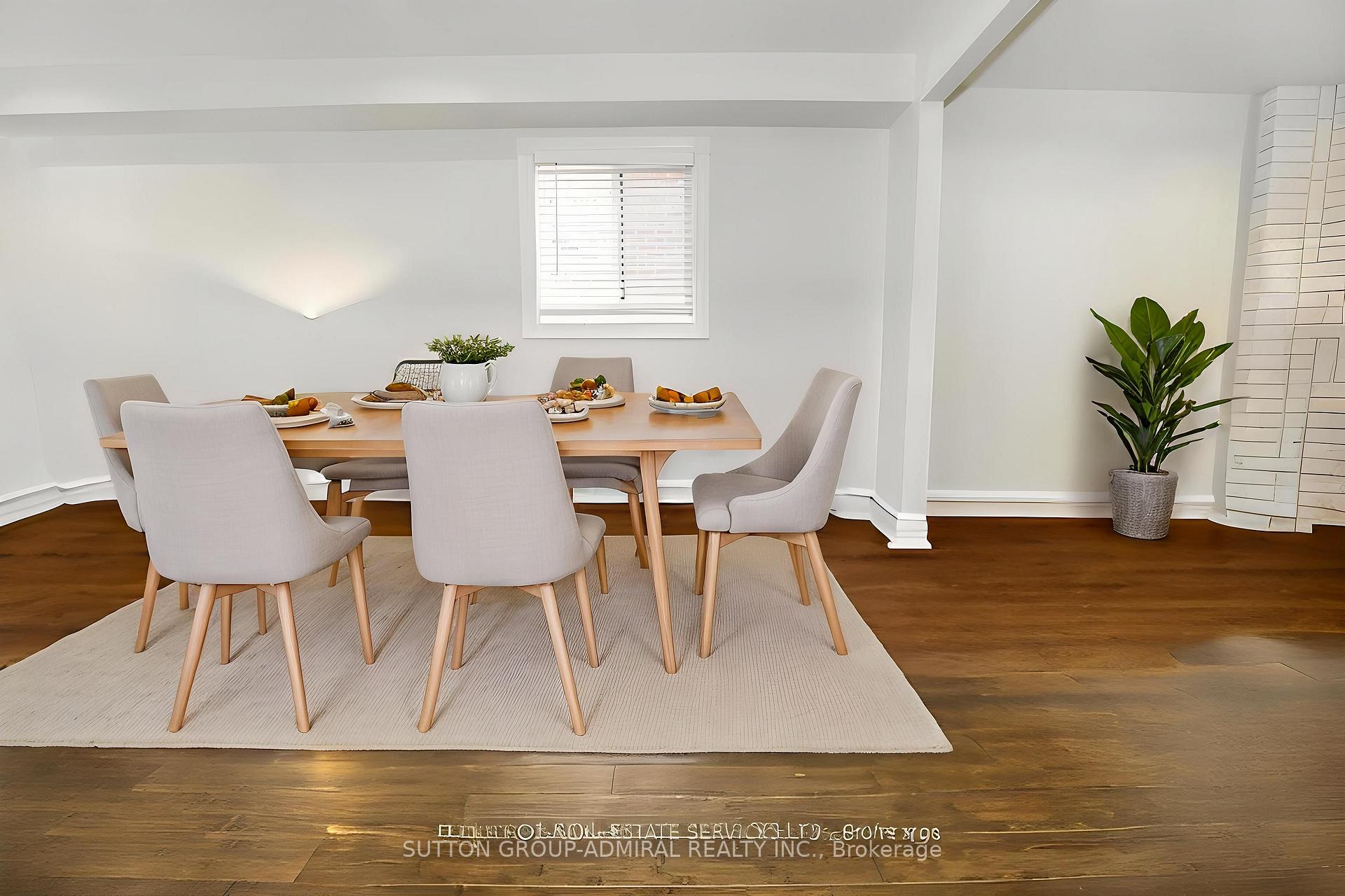 Photo 9 of 68 Patna Crescent, Vaughan, Maple — HOMEH