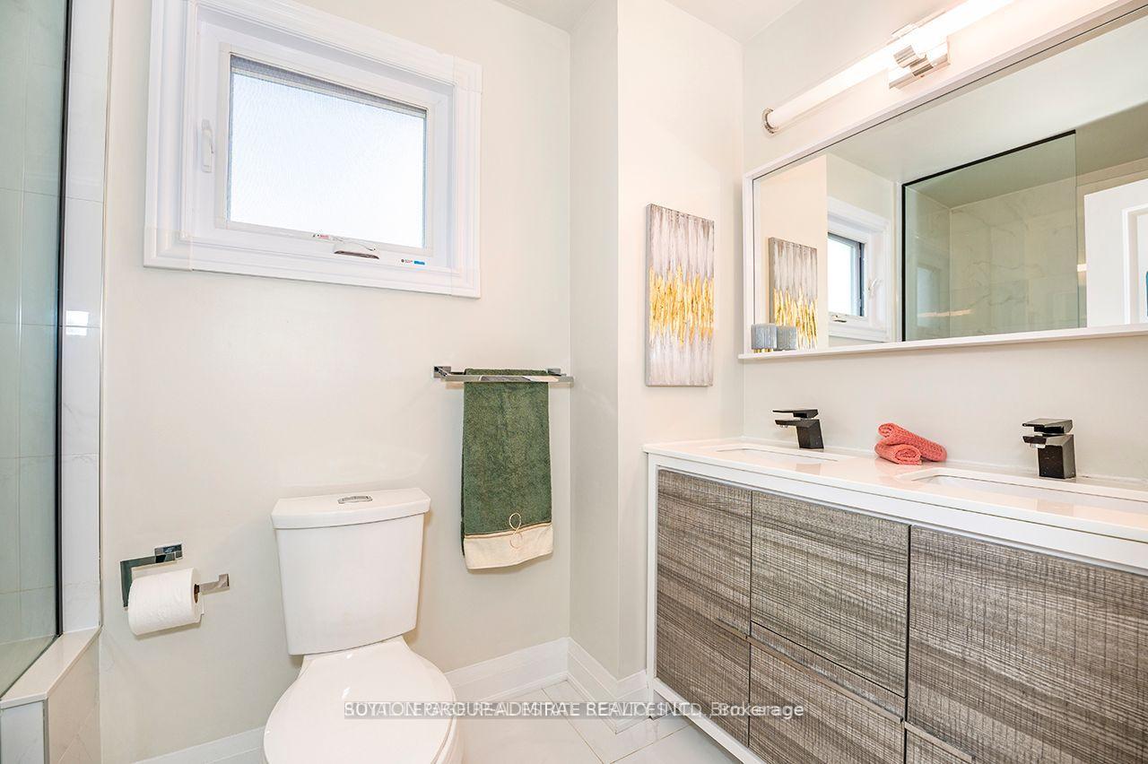 Photo 39 of 68 Patna Crescent, Vaughan, Maple — HOMEH