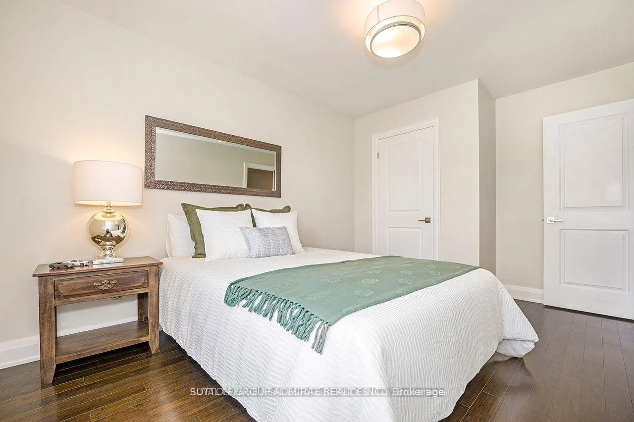 Photo 30 of 68 Patna Crescent, Vaughan, Maple — HOMEH
