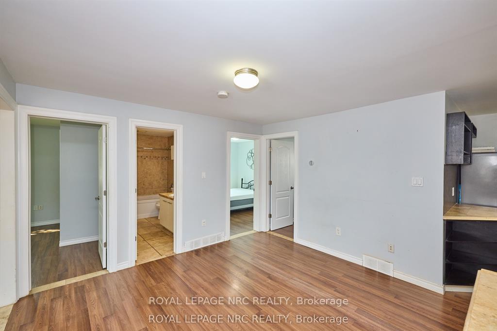 Photo 8 of 557 Geneva Street, St. Catharines, Lakeport — HOMEH