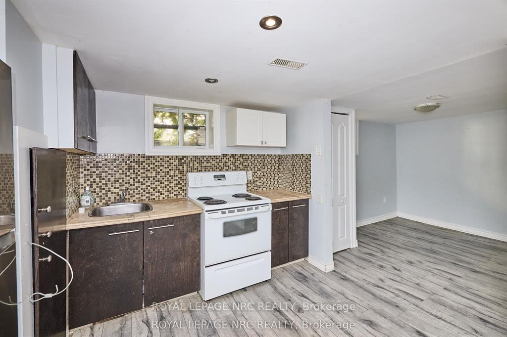 Photo 35 of 557 Geneva Street, St. Catharines, Lakeport — HOMEH