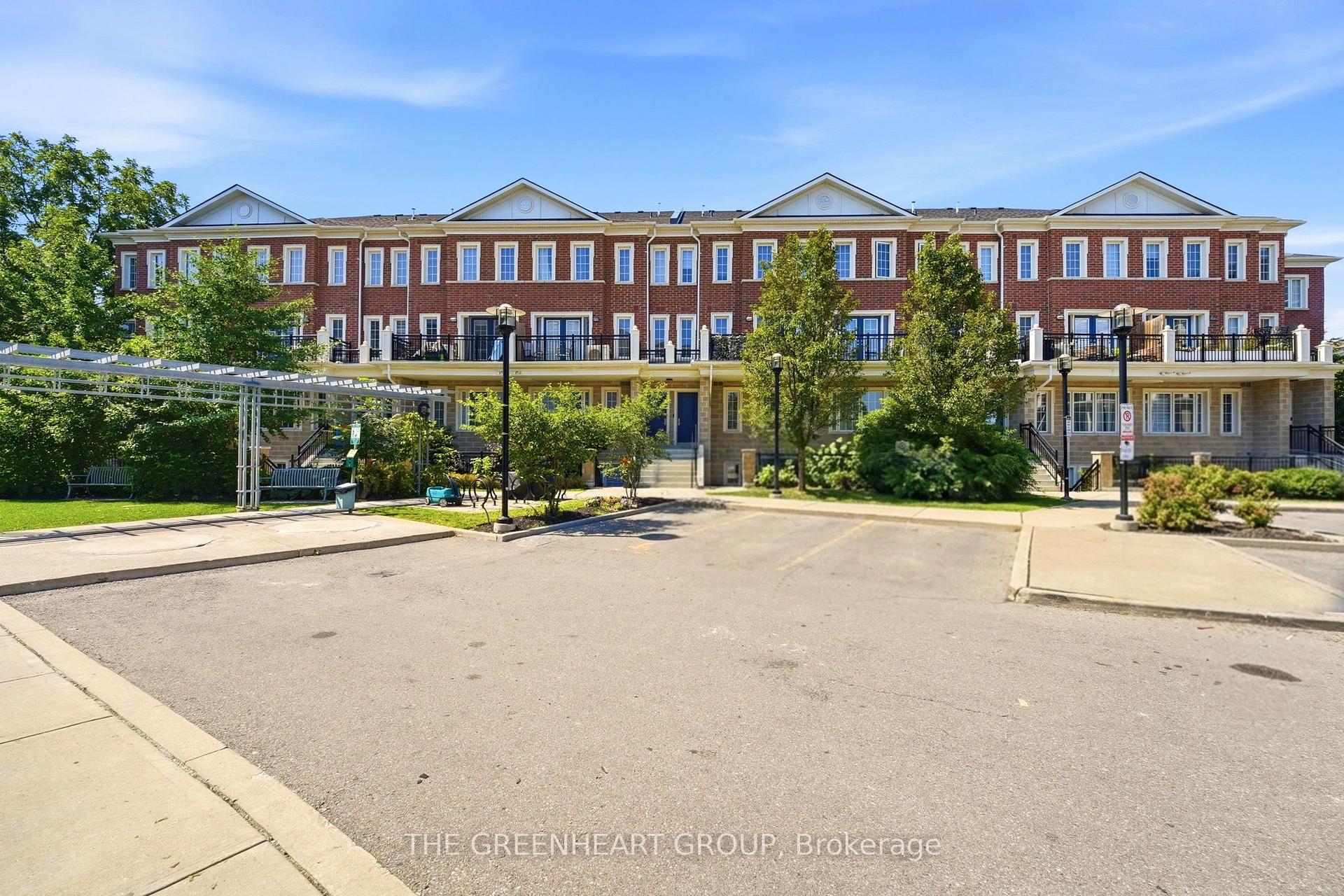 Photo 2 of Unit C28, 26 Bruce Street, Vaughan, East Woodbridge — HOMEH