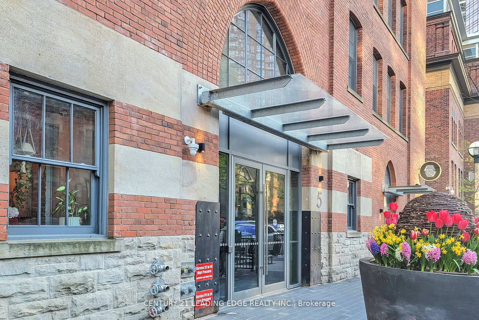 Photo 5 of Unit 418, 5 St Joseph Street, Toronto, Bay Street Corridor — HOMEH