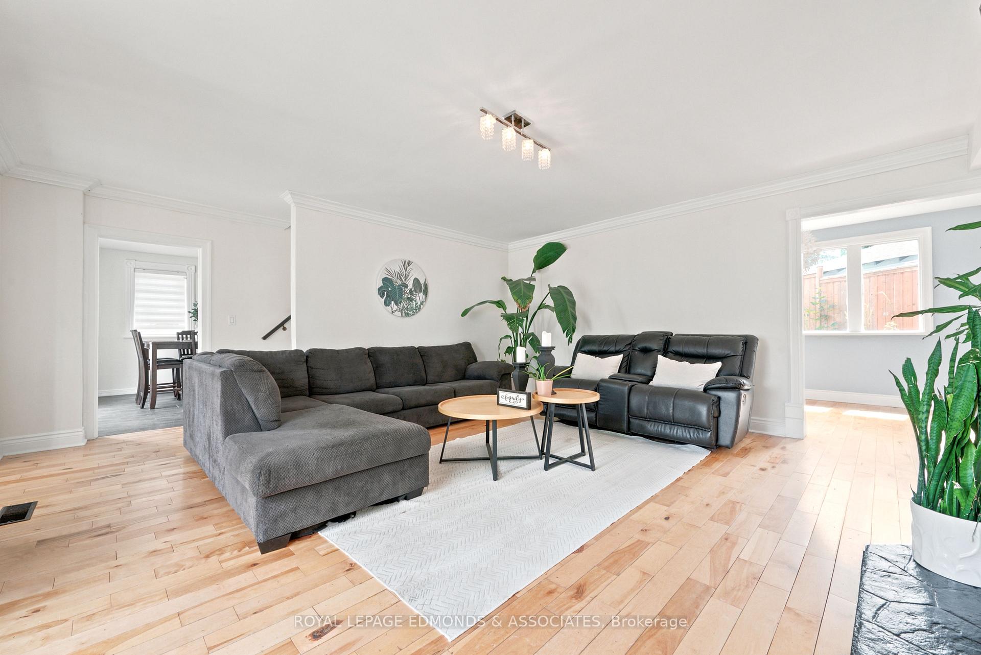 Photo 10 of 734 Front Street, Pembroke, Pembroke — HOMEH