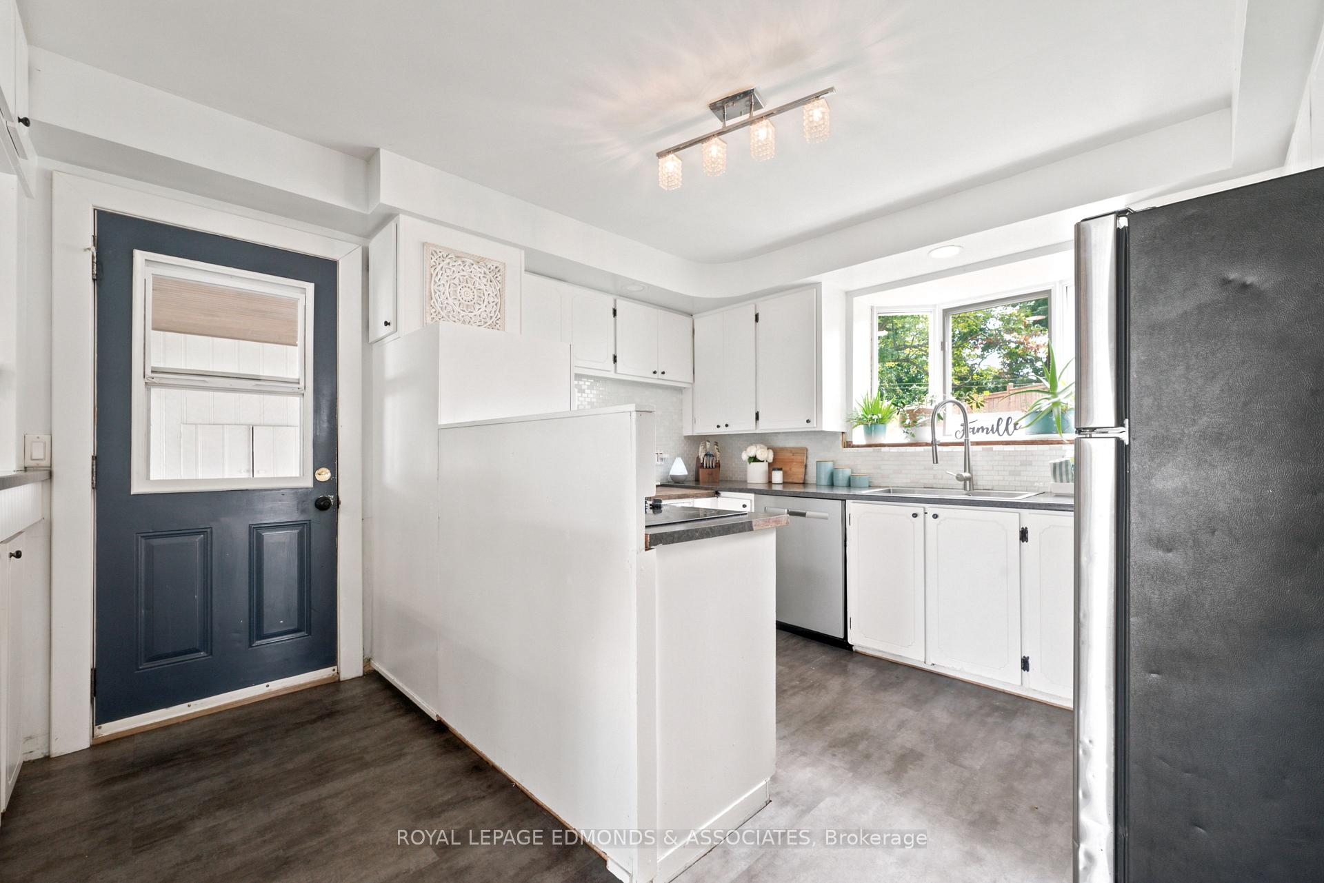 Photo 15 of 734 Front Street, Pembroke, Pembroke — HOMEH