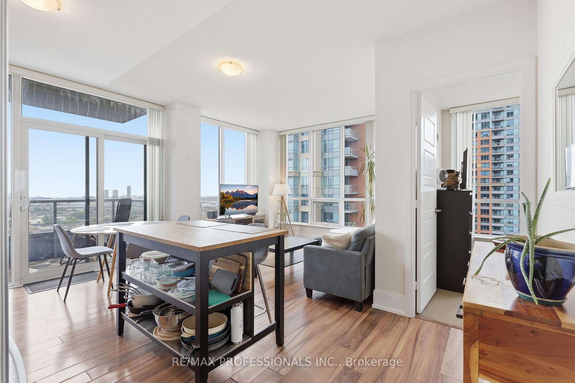 Photo 25 of Unit 1602, 15 Viking Lane, Etobicoke, Islington-City Centre West — HOMEH