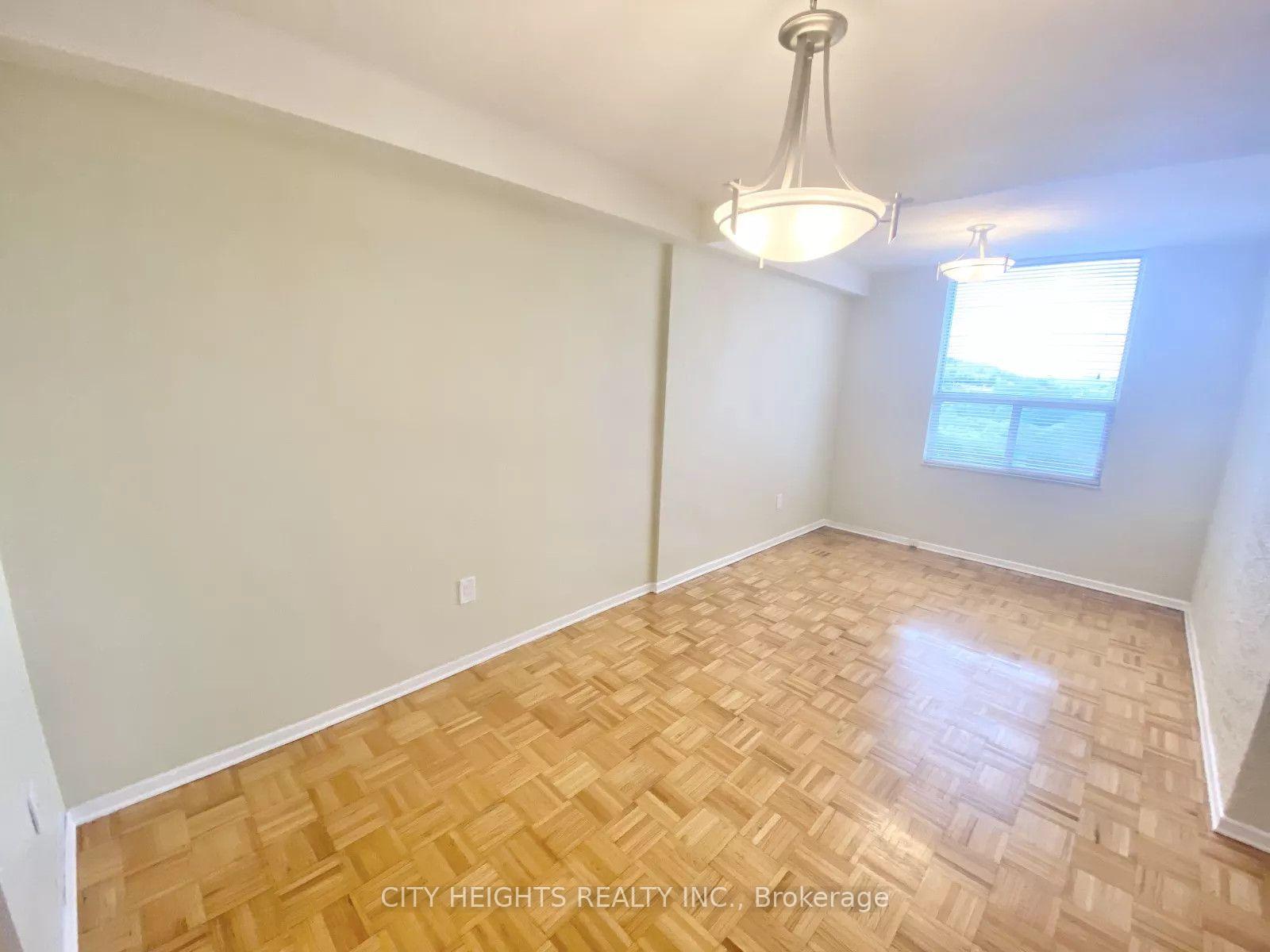 Photo 14 of Unit 711, 10 Edgecliff Golfway, Toronto, Flemingdon Park — HOMEH