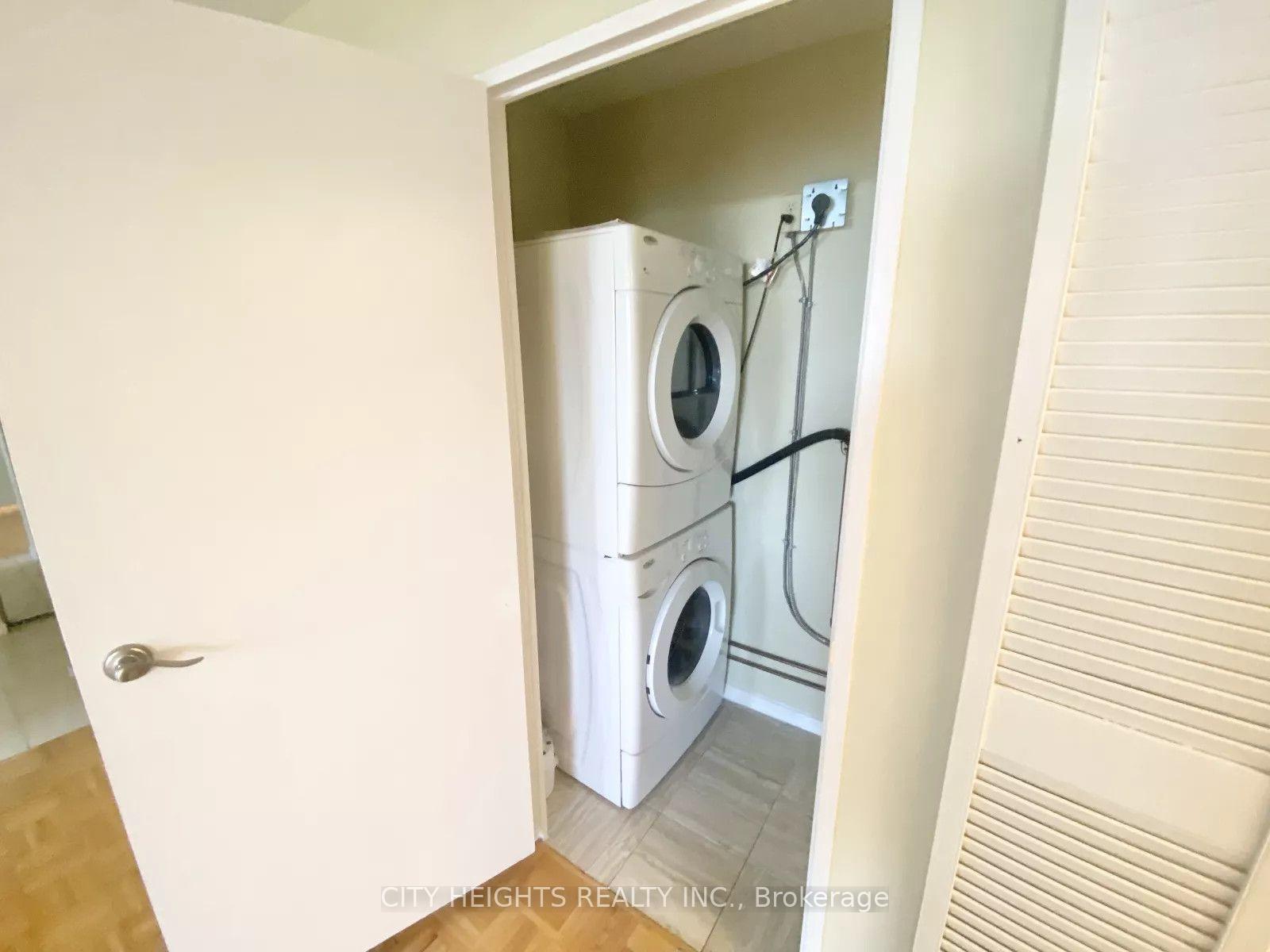 Photo 16 of Unit 711, 10 Edgecliff Golfway, Toronto, Flemingdon Park — HOMEH