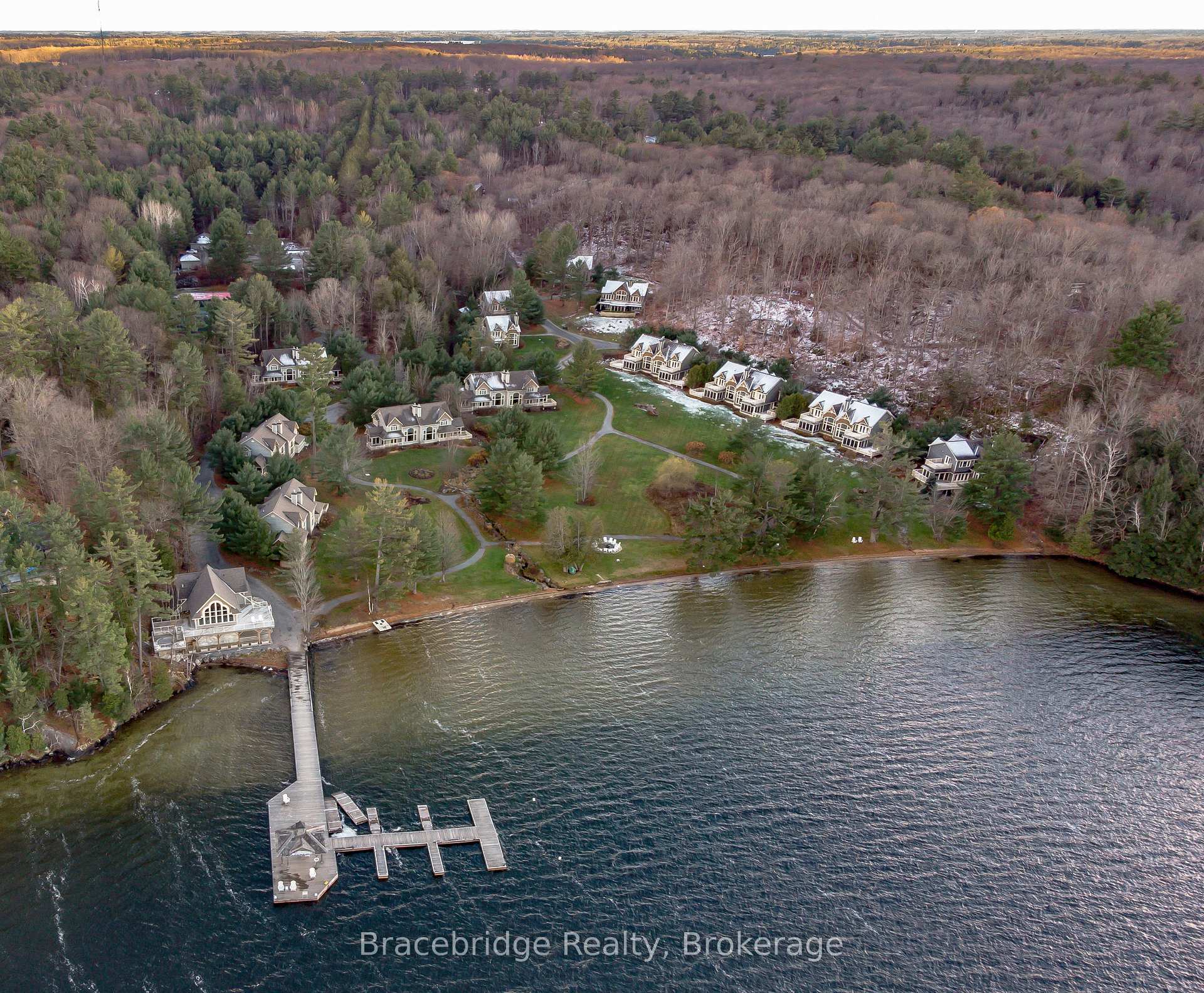 Photo of Unit Carling 4 W9, 3876 Muskoka Rd 118 Highway