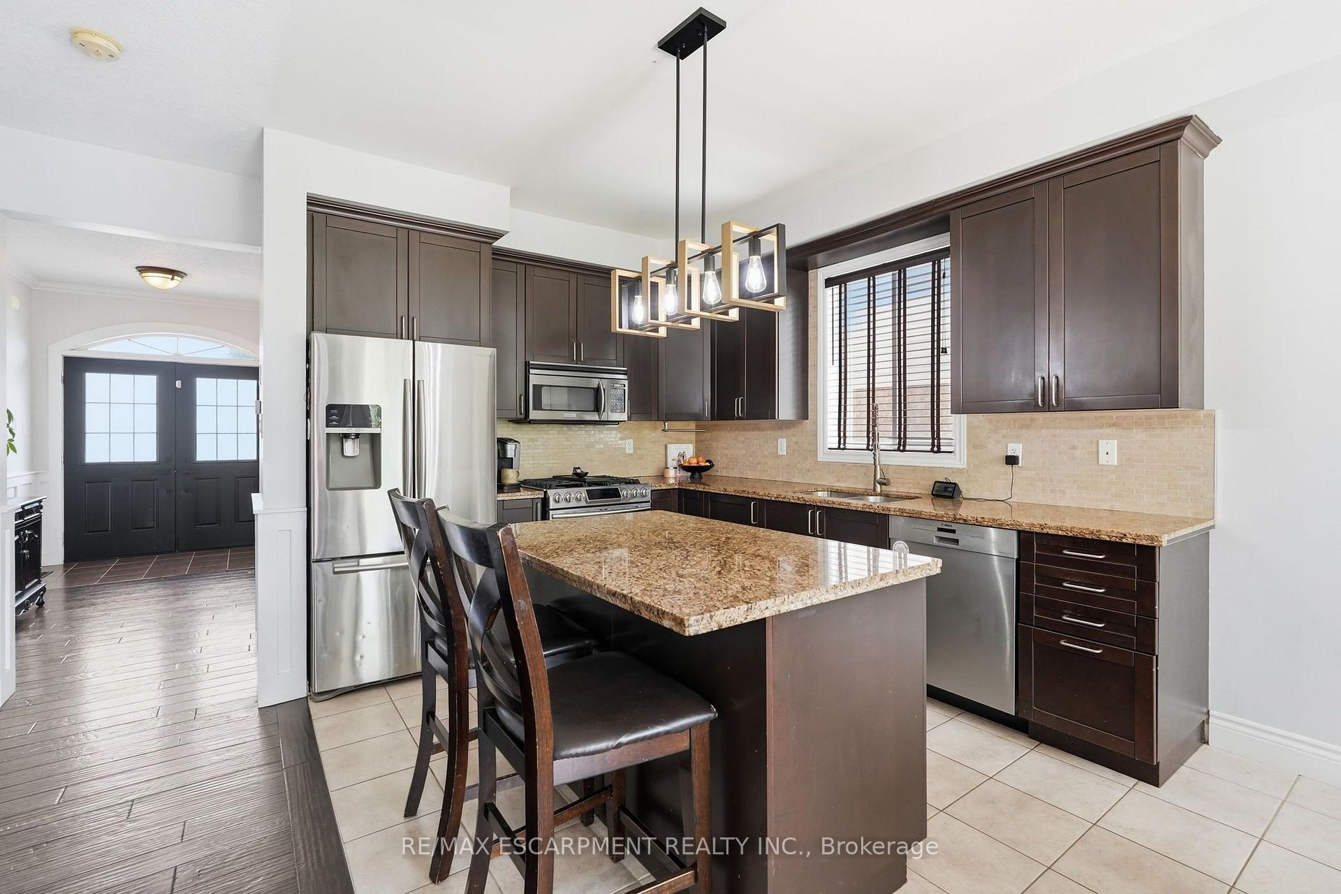 Photo 8 of 108 Fowler Drive, Hamilton, Binbrook — HOMEH