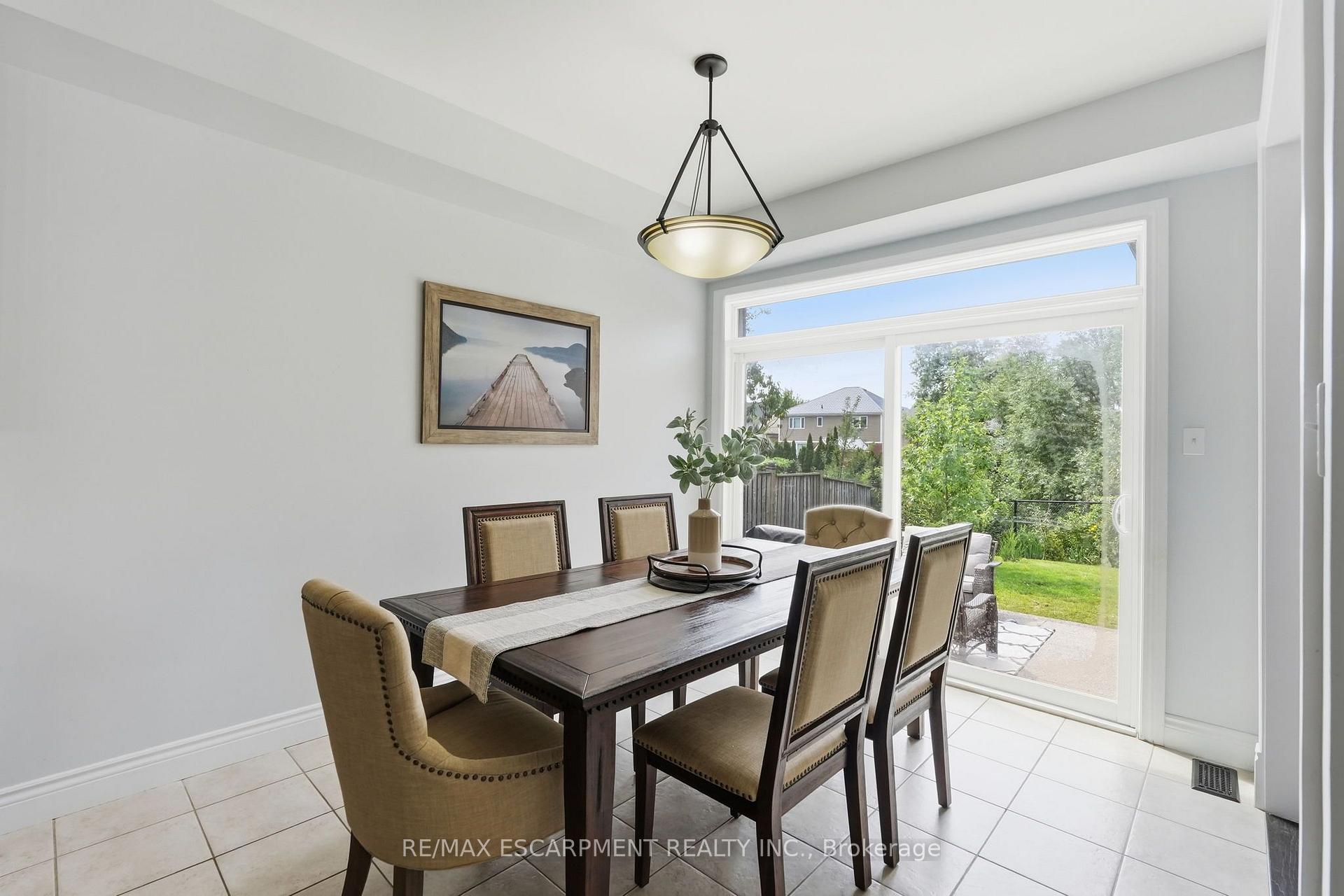 Photo 12 of 108 Fowler Drive, Hamilton, Binbrook — HOMEH