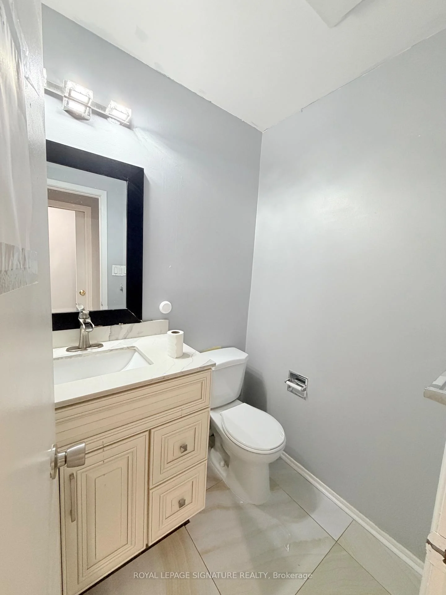 Photo 10 of Unit Main and Upper, 41 Broadbridge Drive, Scarborough, Rouge — HOMEH