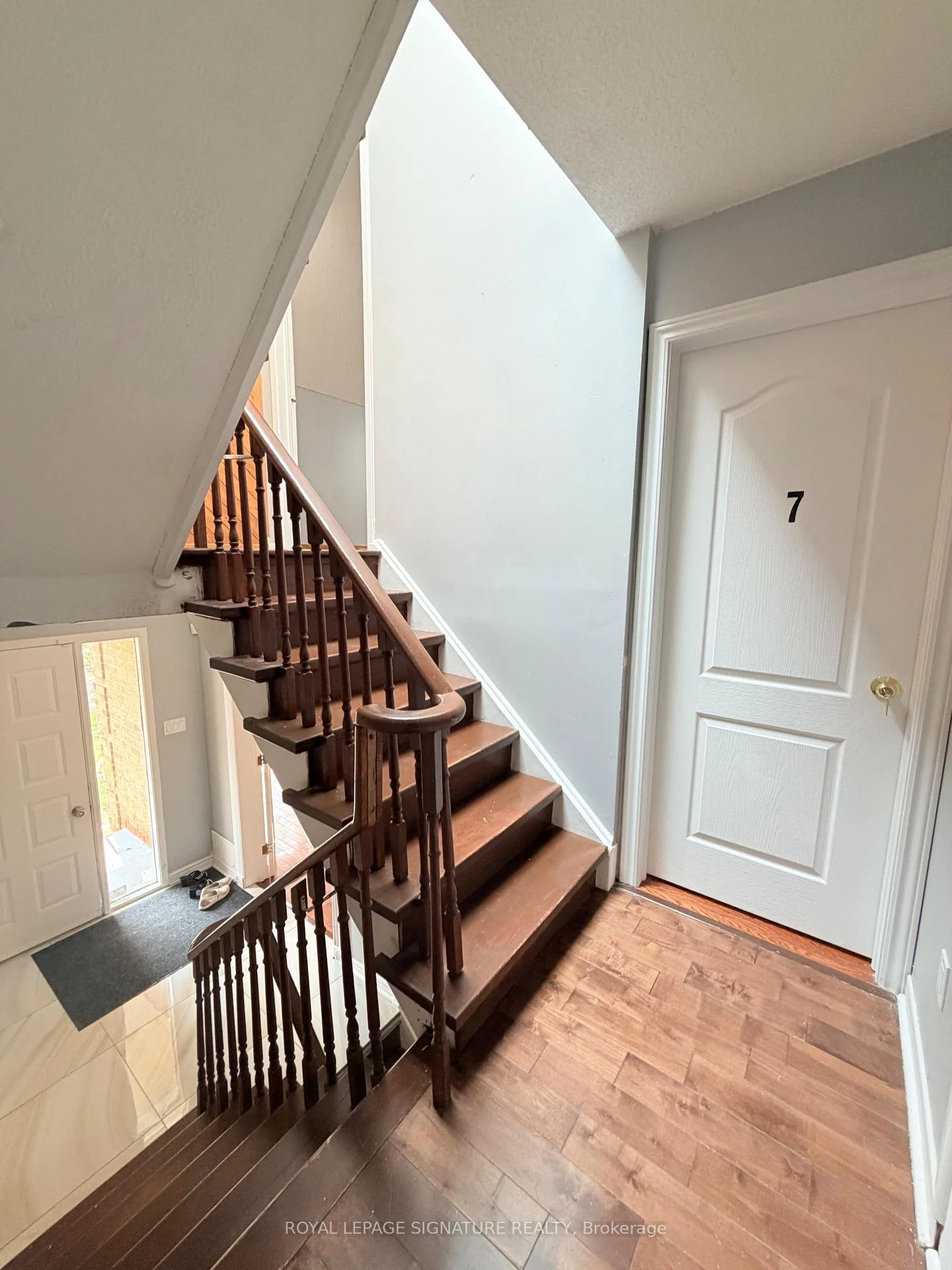 Photo 16 of Unit Main and Upper, 41 Broadbridge Drive, Scarborough, Rouge — HOMEH
