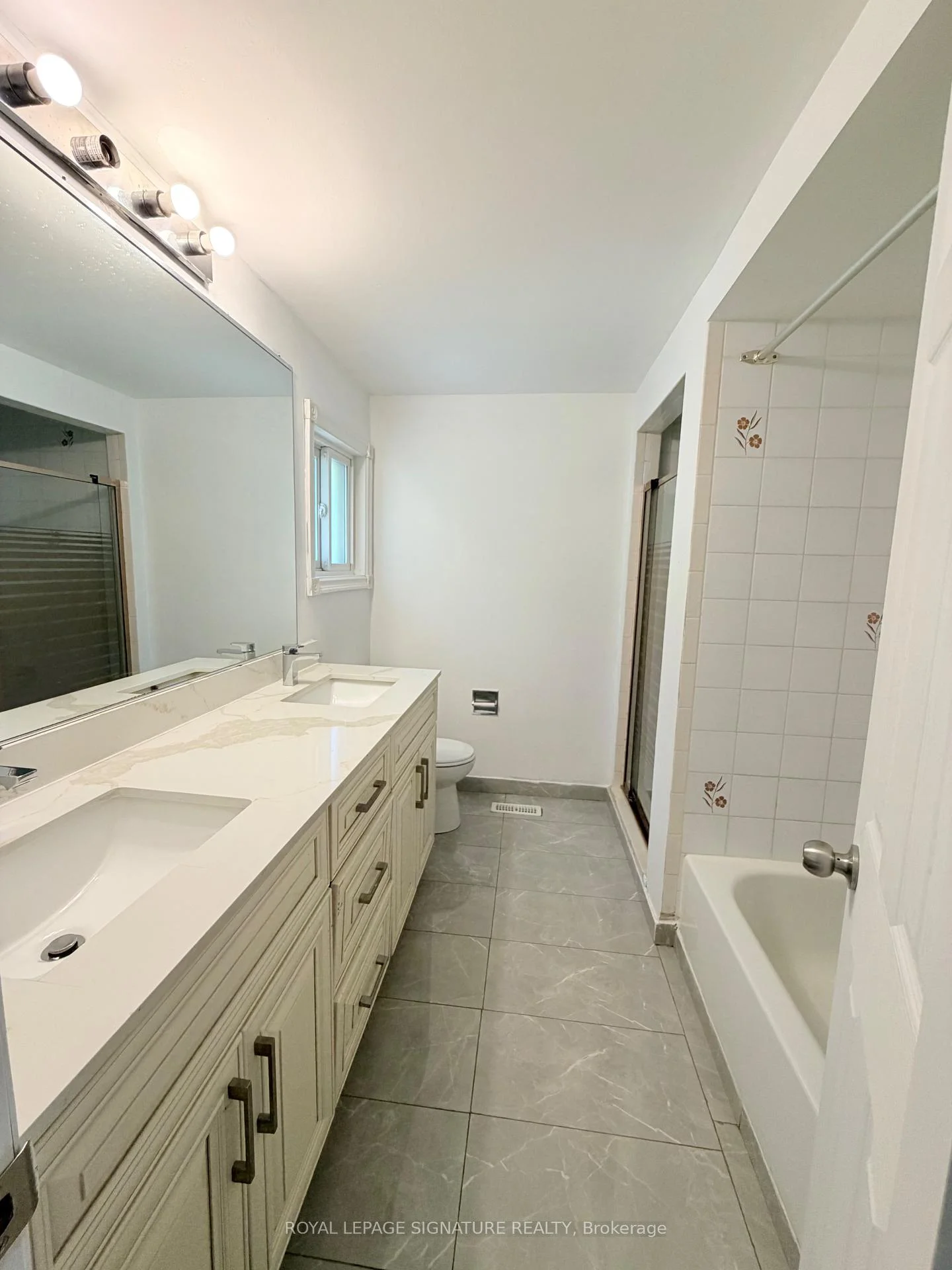 Photo 24 of Unit Main and Upper, 41 Broadbridge Drive, Scarborough, Rouge — HOMEH