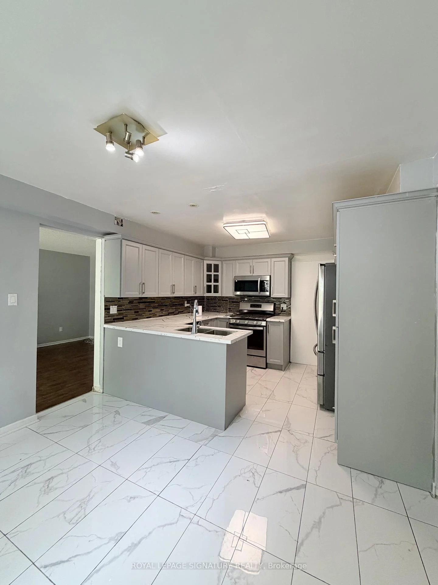 Photo 34 of Unit Main and Upper, 41 Broadbridge Drive, Scarborough, Rouge — HOMEH