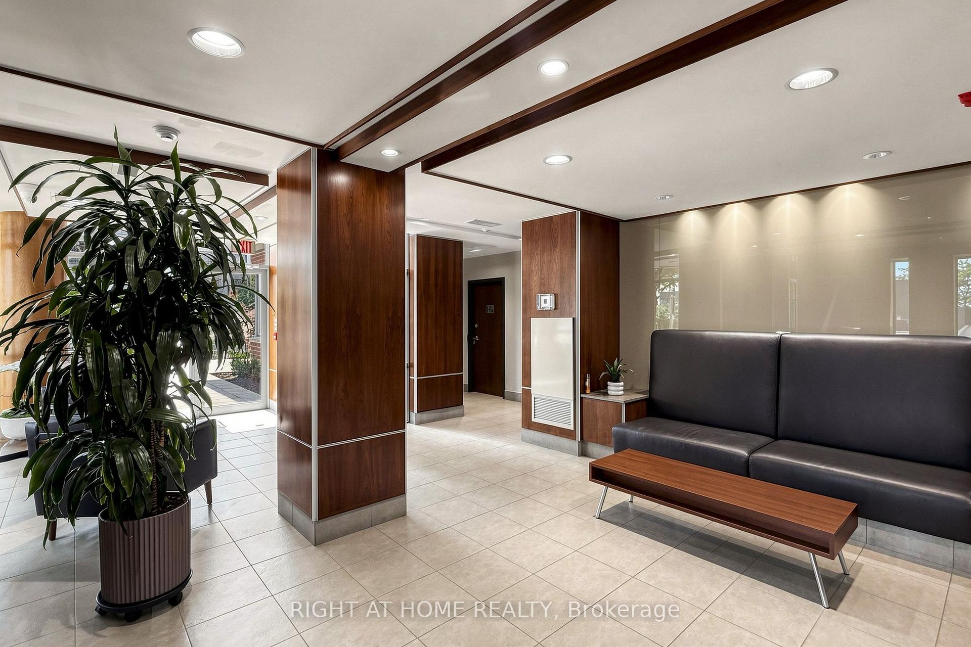 Photo 5 of Unit 408, 70 Port Street E, Mississauga, Port Credit — HOMEH